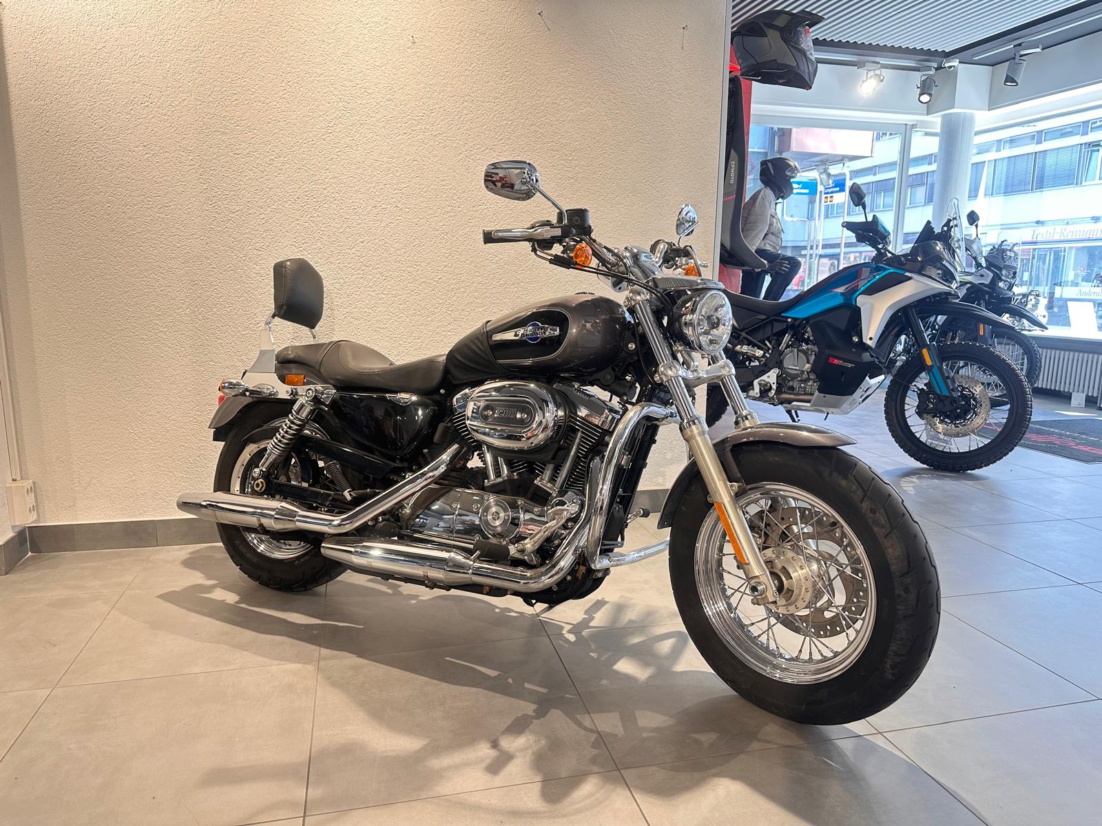 HARLEY-DAVIDSON XL 1200C | Occasion | nur 8'790 km-image-0