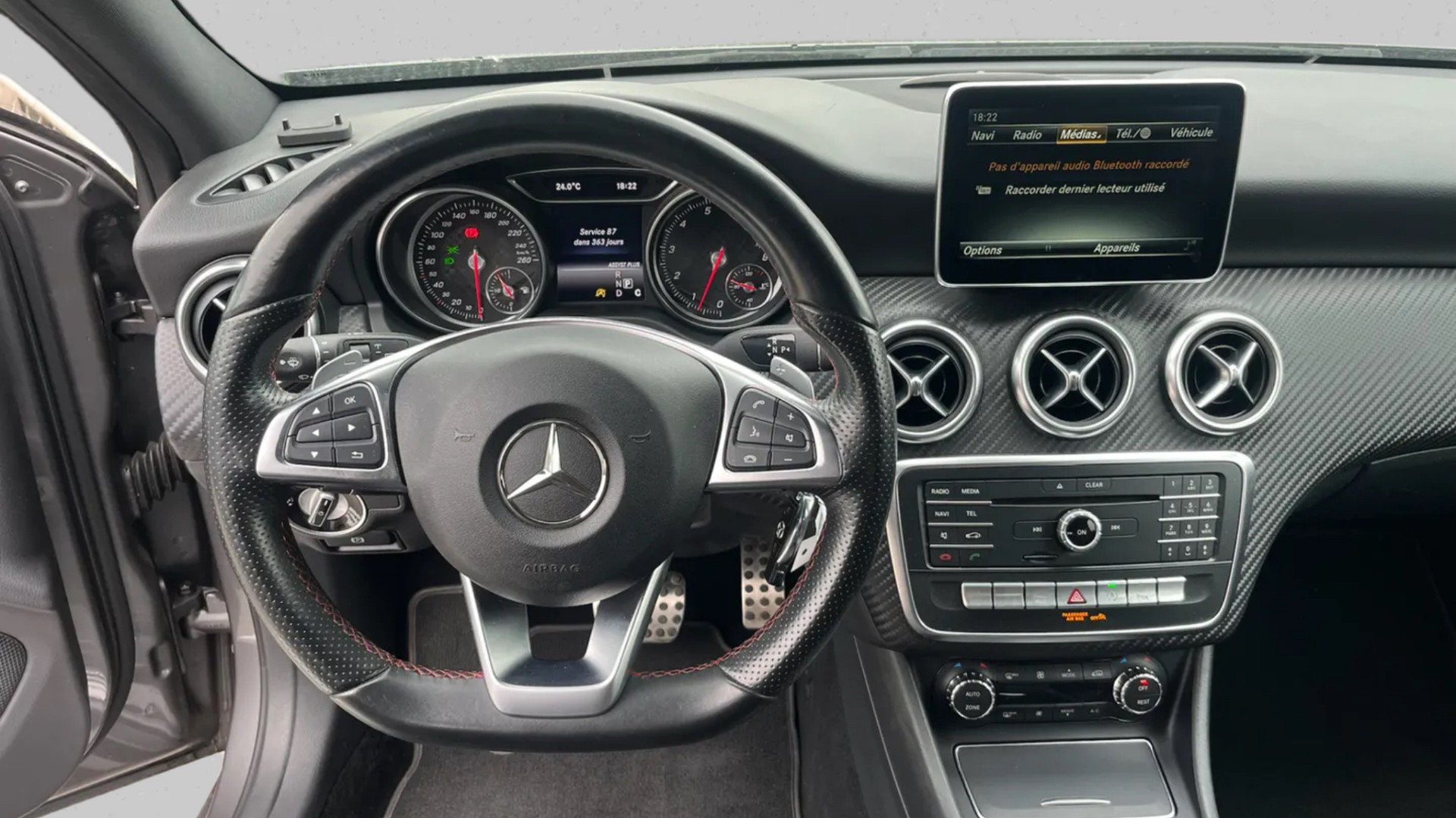 MERCEDES-BENZ A 180 AMG Line 7G-DCT (offre exceptionnelle)-image-16