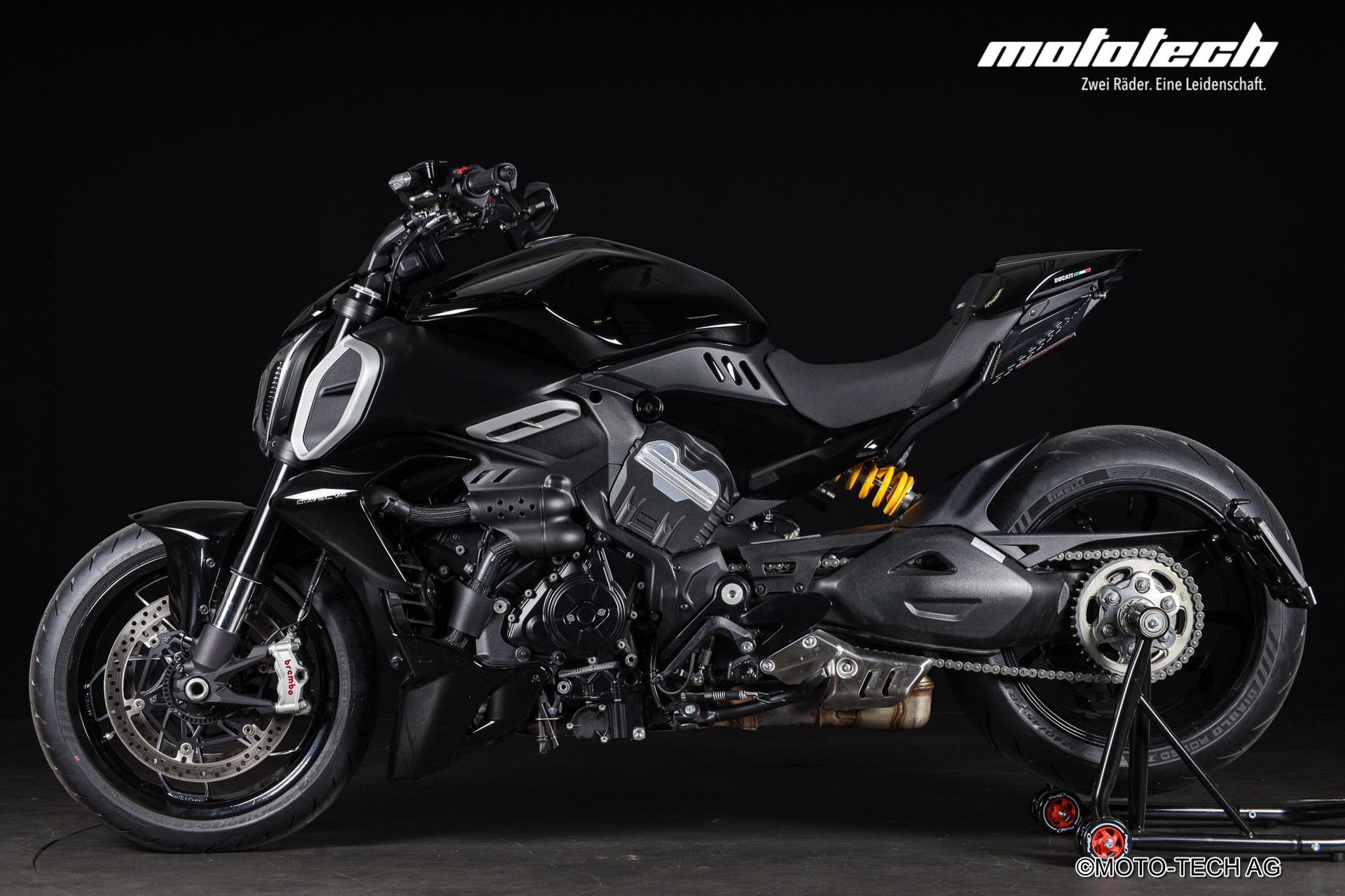 DUCATI Diavel V4-image-4