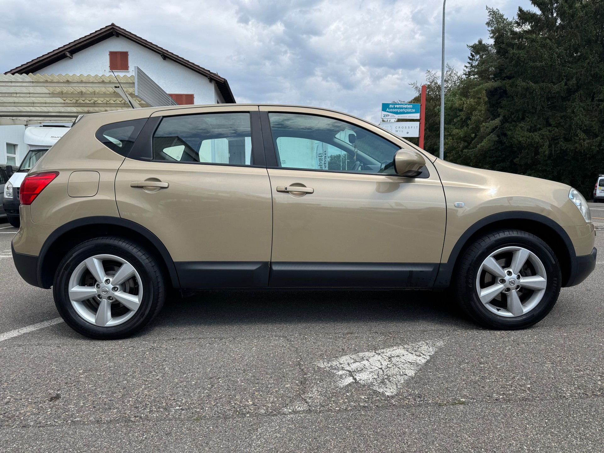 NISSAN Qashqai 2.0 dCi 4WD tekna Automatic