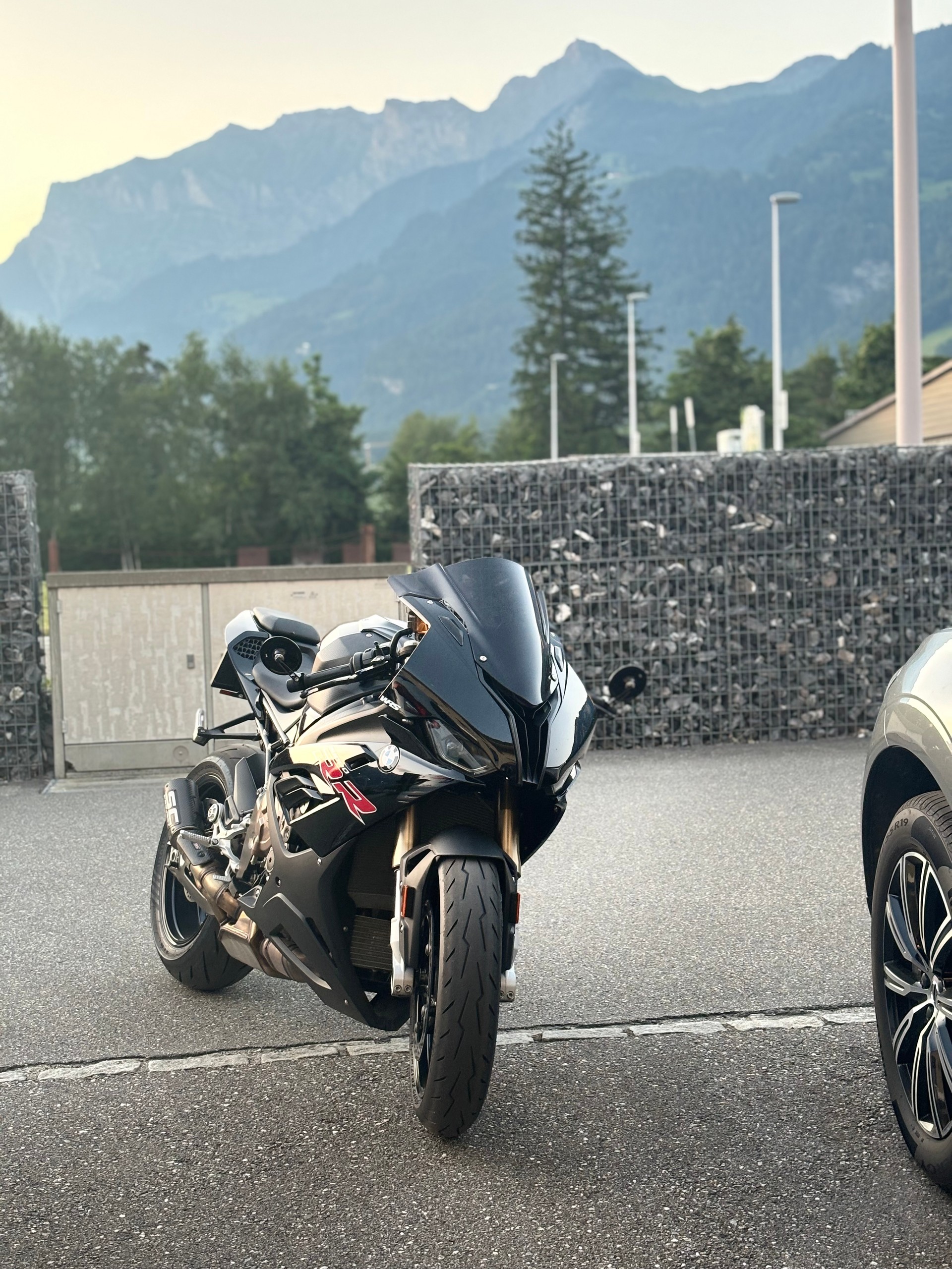 BMW S 1000 RR-image-2