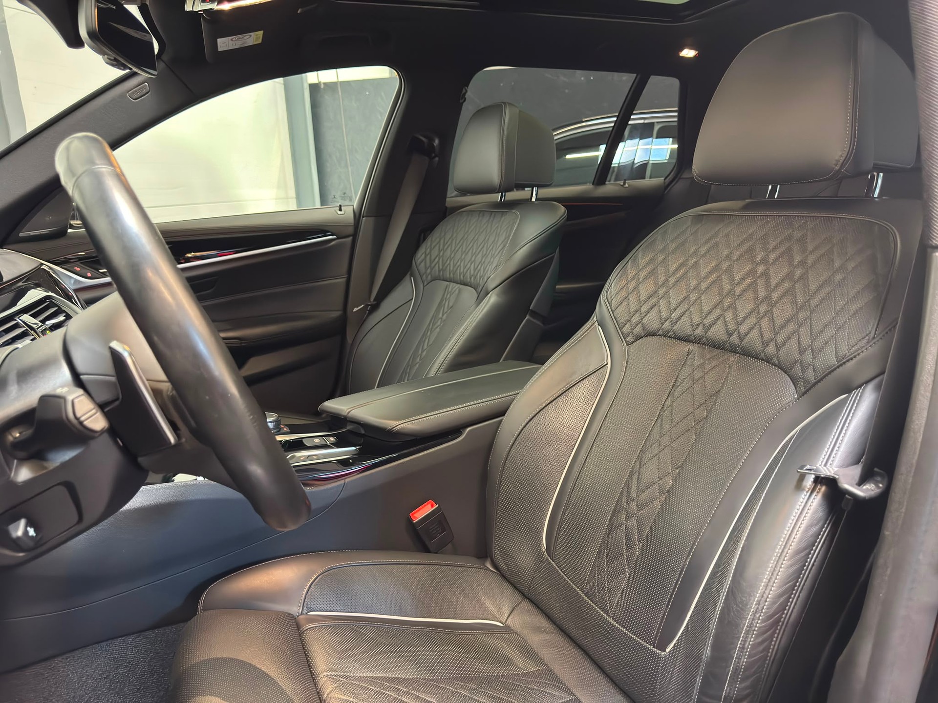 BMW 540i xDrive SAG Touring Dähler M-Performance-image-8
