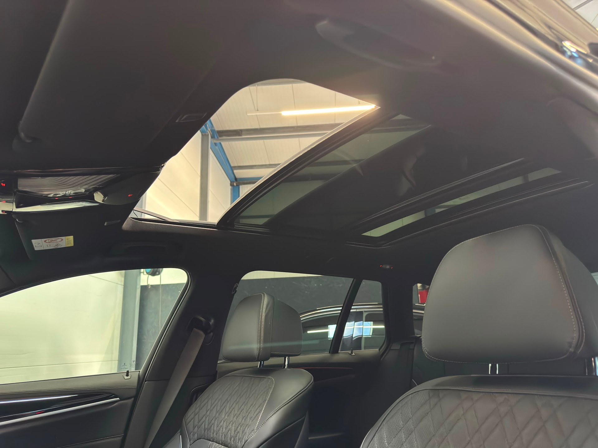 BMW 540i xDrive SAG Touring Dähler M-Performance-image-10