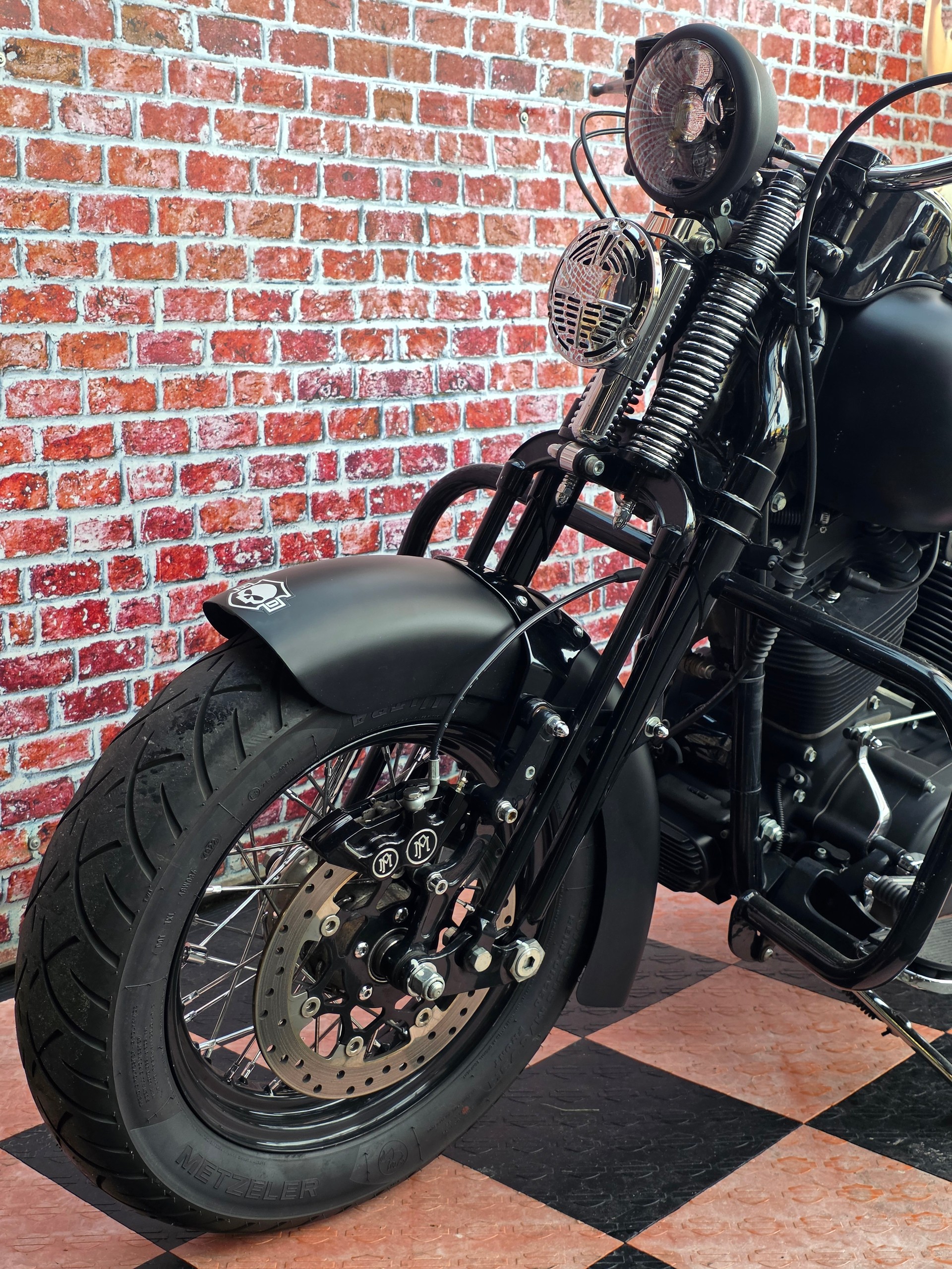 HARLEY-DAVIDSON FLSTSB Cross Bones-image-5