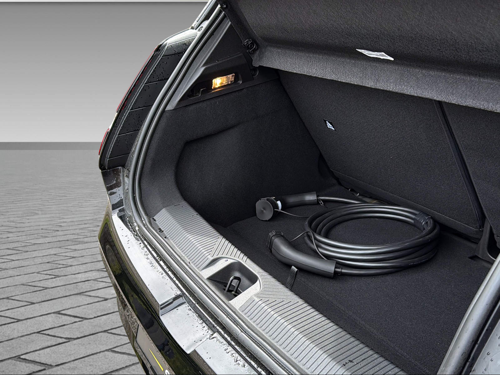 RENAULT R5 E-Tech Comfort Range Roland Garros-image-23