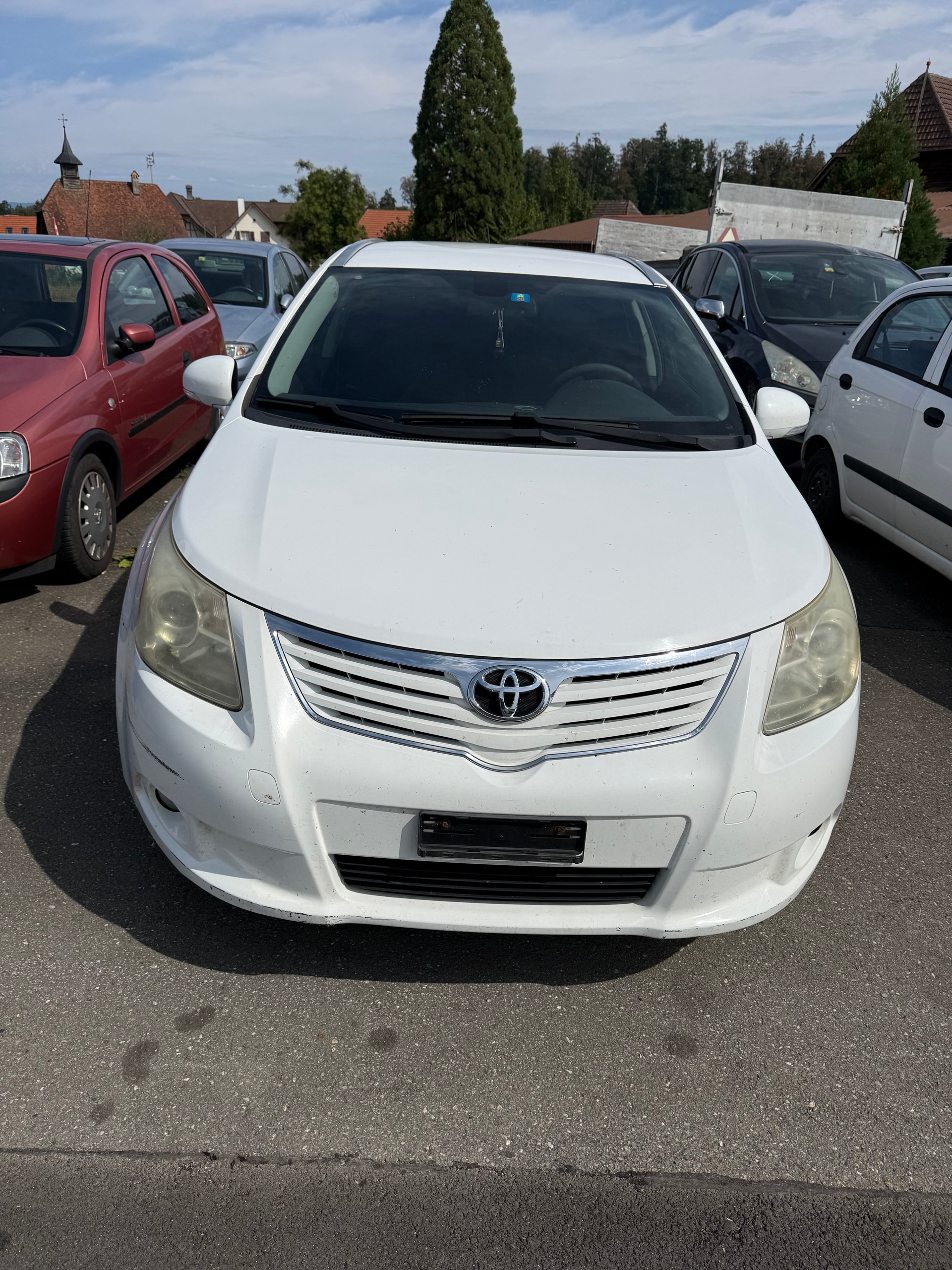 TOYOTA Avensis SW 2.0 Linea Luna Multidrive