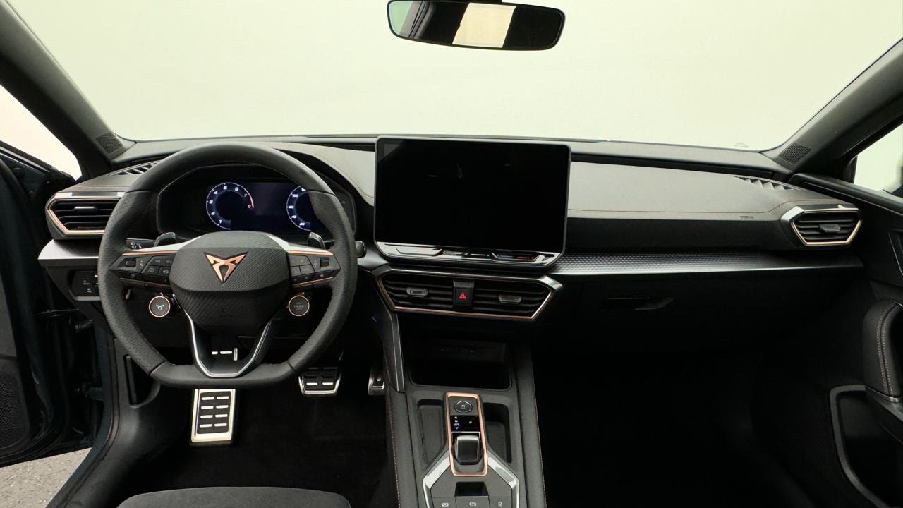 CUPRA LEON ST 1.5 e-HYBRID pHEV VZ DSG-image-5