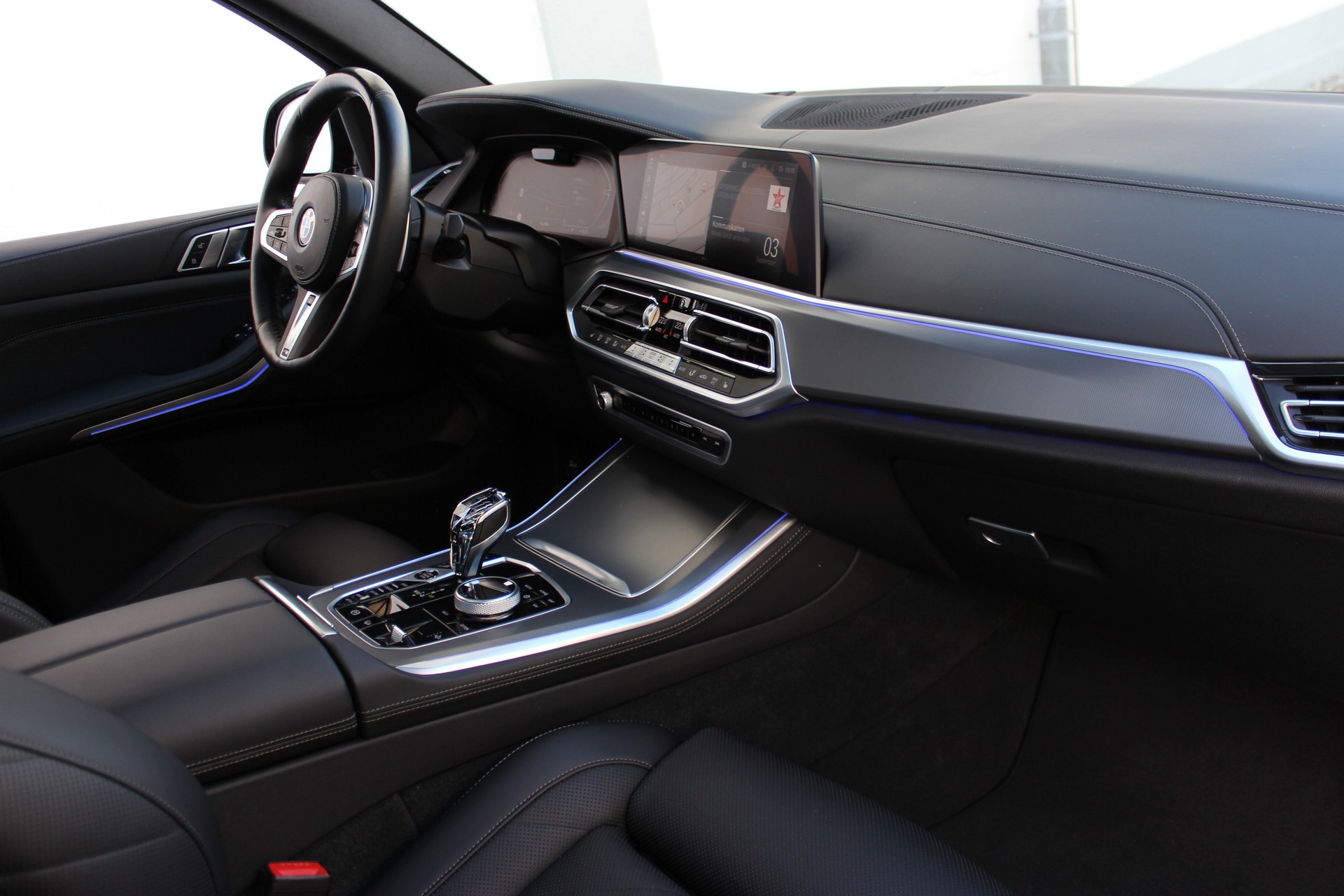 BMW X5 xDrive 48V 40d M Sport *7-PLÄTZER*-showroom-element-1