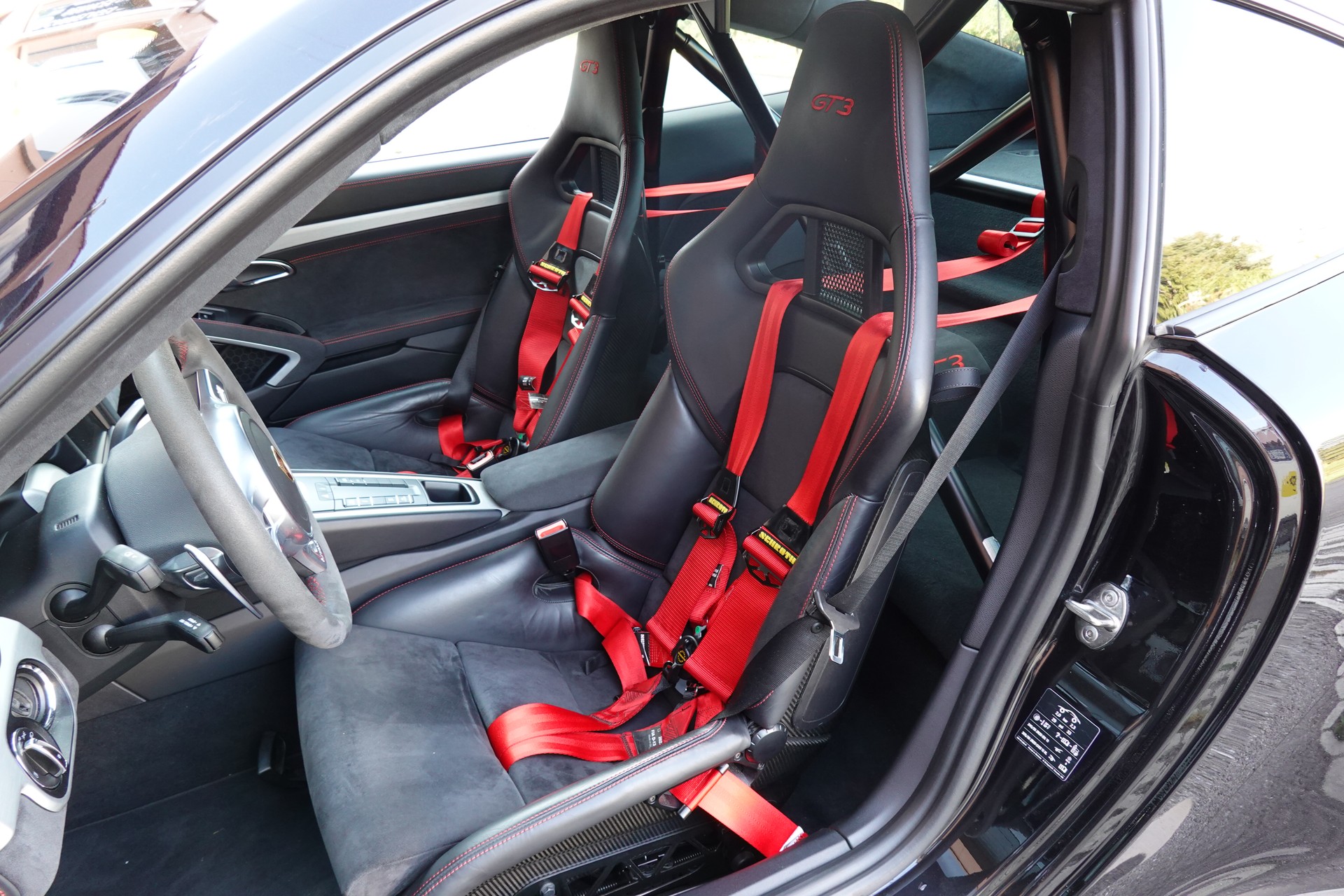 PORSCHE 911 GT3 PDK CH Auto "* Porsche Approved 05/2028 * Pack Clubsport * Sièges 918 Baquet Carbon * Lift Suspension * Phares LED *"-image-22