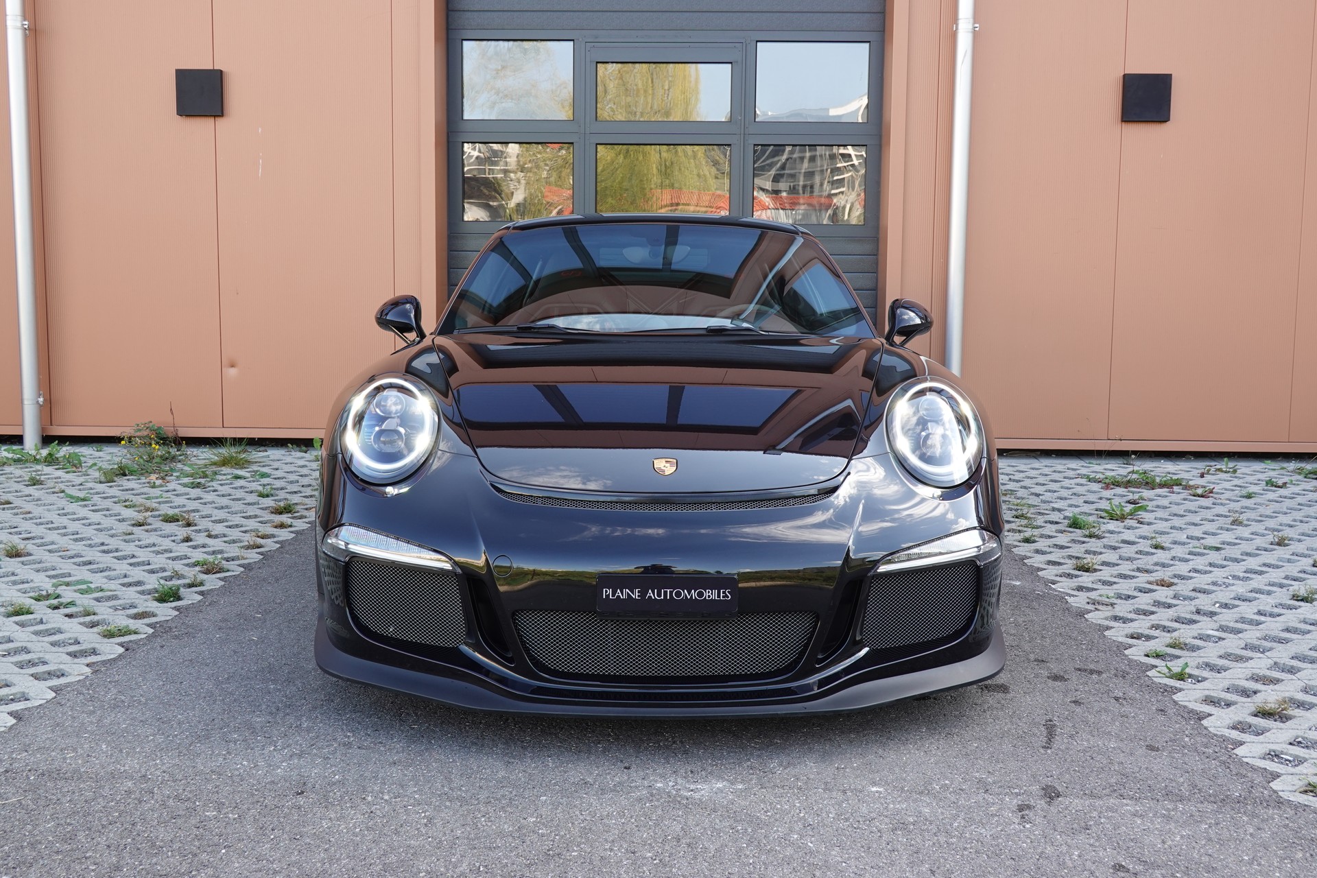 PORSCHE 911 GT3 PDK CH Auto "* Porsche Approved 05/2028 * Pack Clubsport * Sièges 918 Baquet Carbon * Lift Suspension * Phares LED *"-showroom-element-1