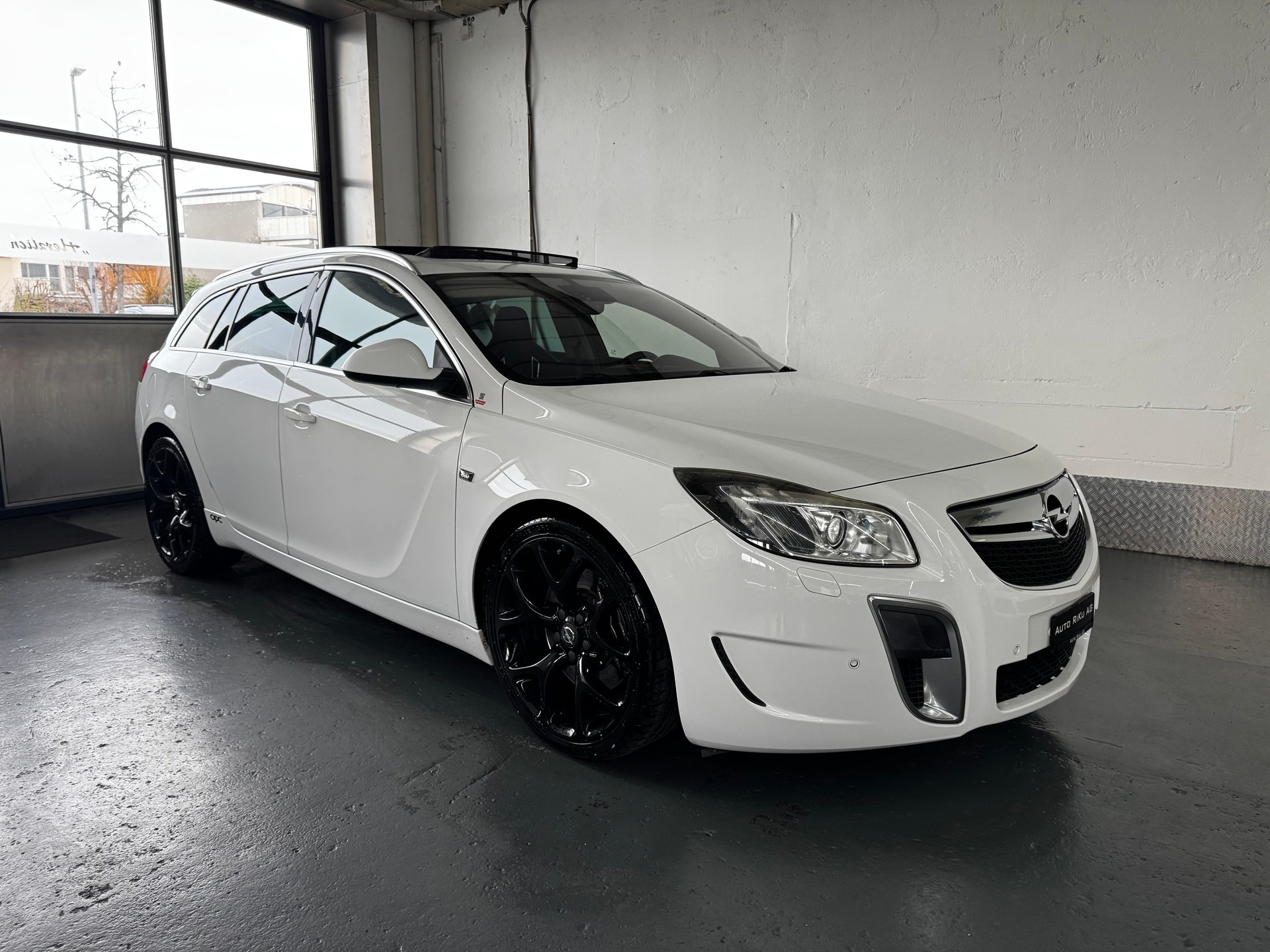 OPEL Insignia Sports Tourer 2.8 Turbo OPC 4WD Automatic-showroom-element-1