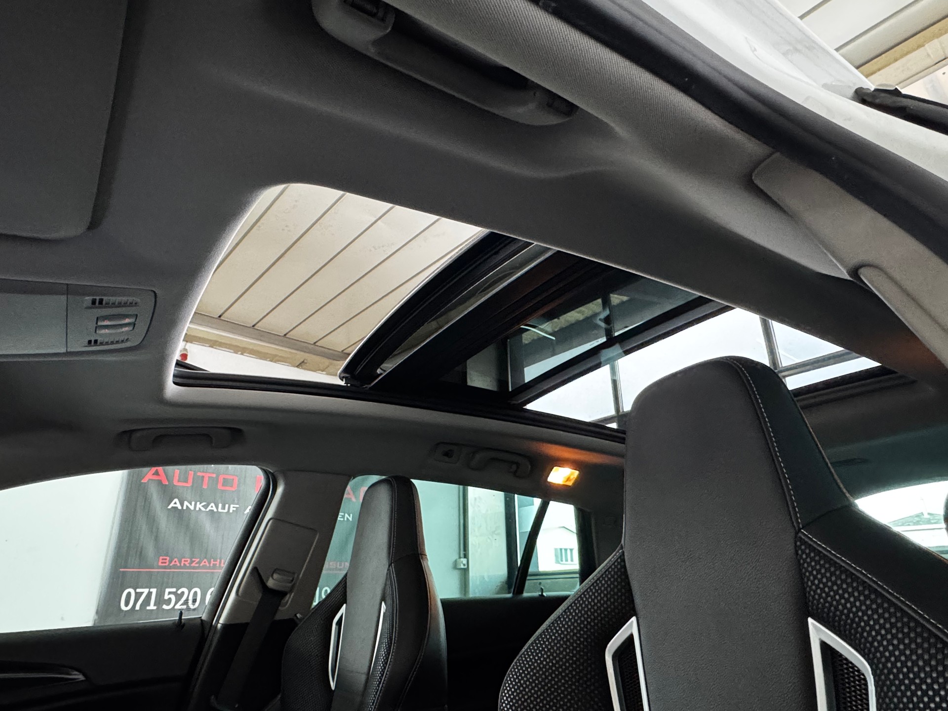 OPEL Insignia Sports Tourer 2.8 Turbo OPC 4WD Automatic-image-18