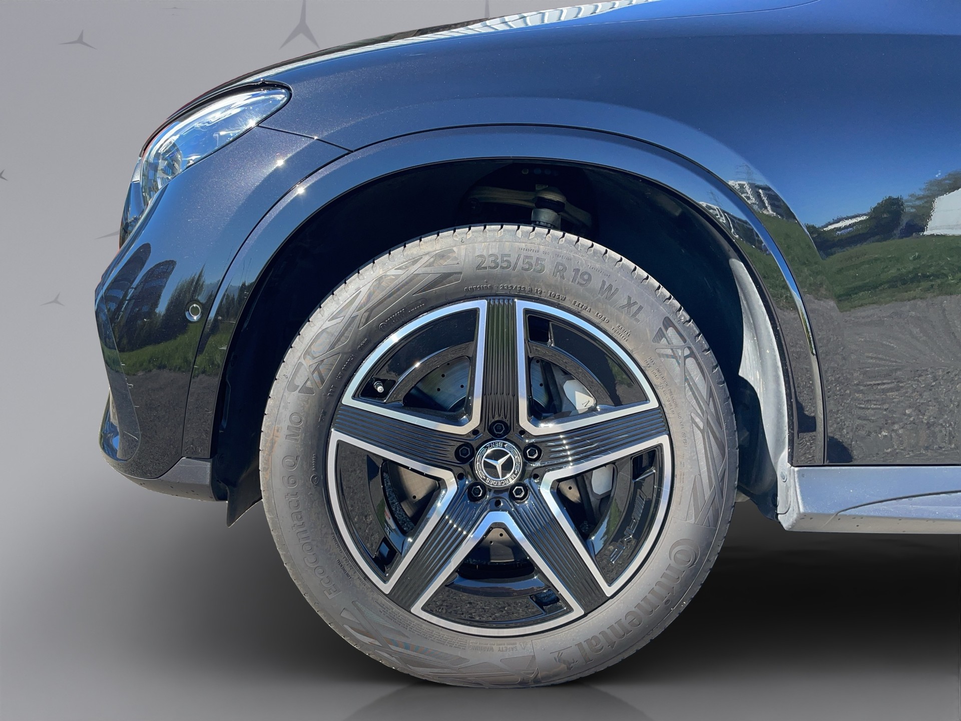 MERCEDES-BENZ GLC 300 e AMG Line 4matic-showroom-element-2