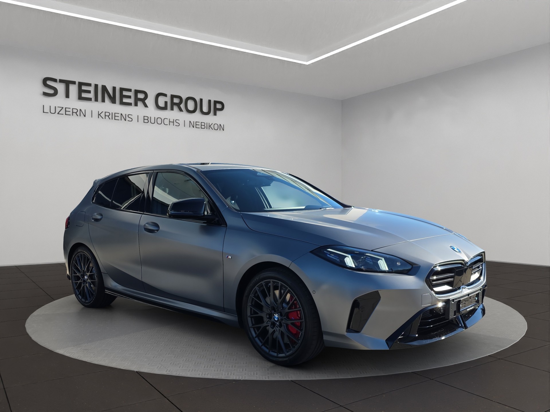 BMW M135 xDrive M Sport Pro-showroom-element-1