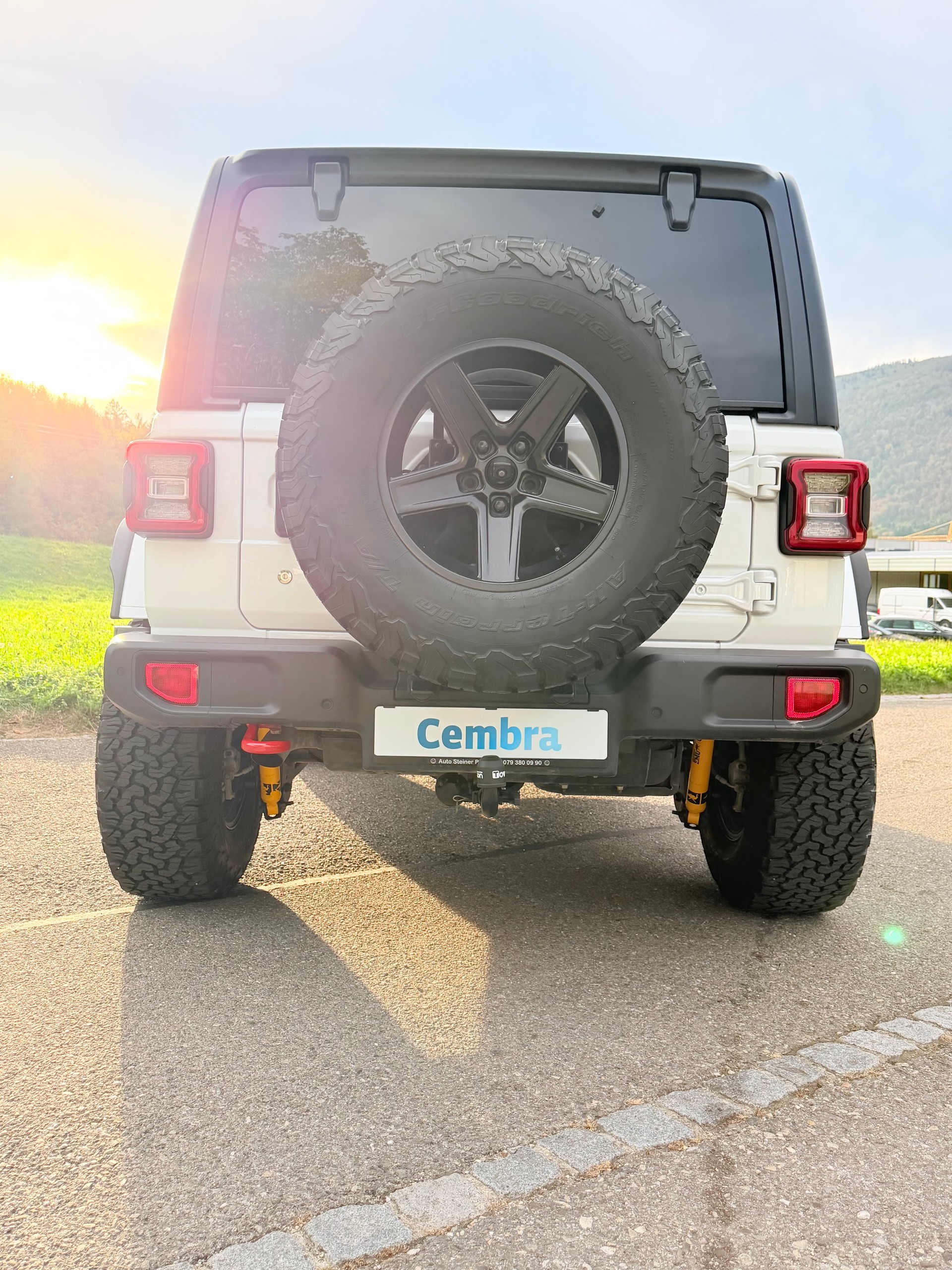JEEP WRANGLER 2.2MJ RUBICON 4X4 "HÖHER + BREITER" ALLES MIT MFK !! VIEL UMGEBAUT !! FRISCH AB MFK !! AHK 2800 KG. MIT GRATIS SERVICE.-image-12