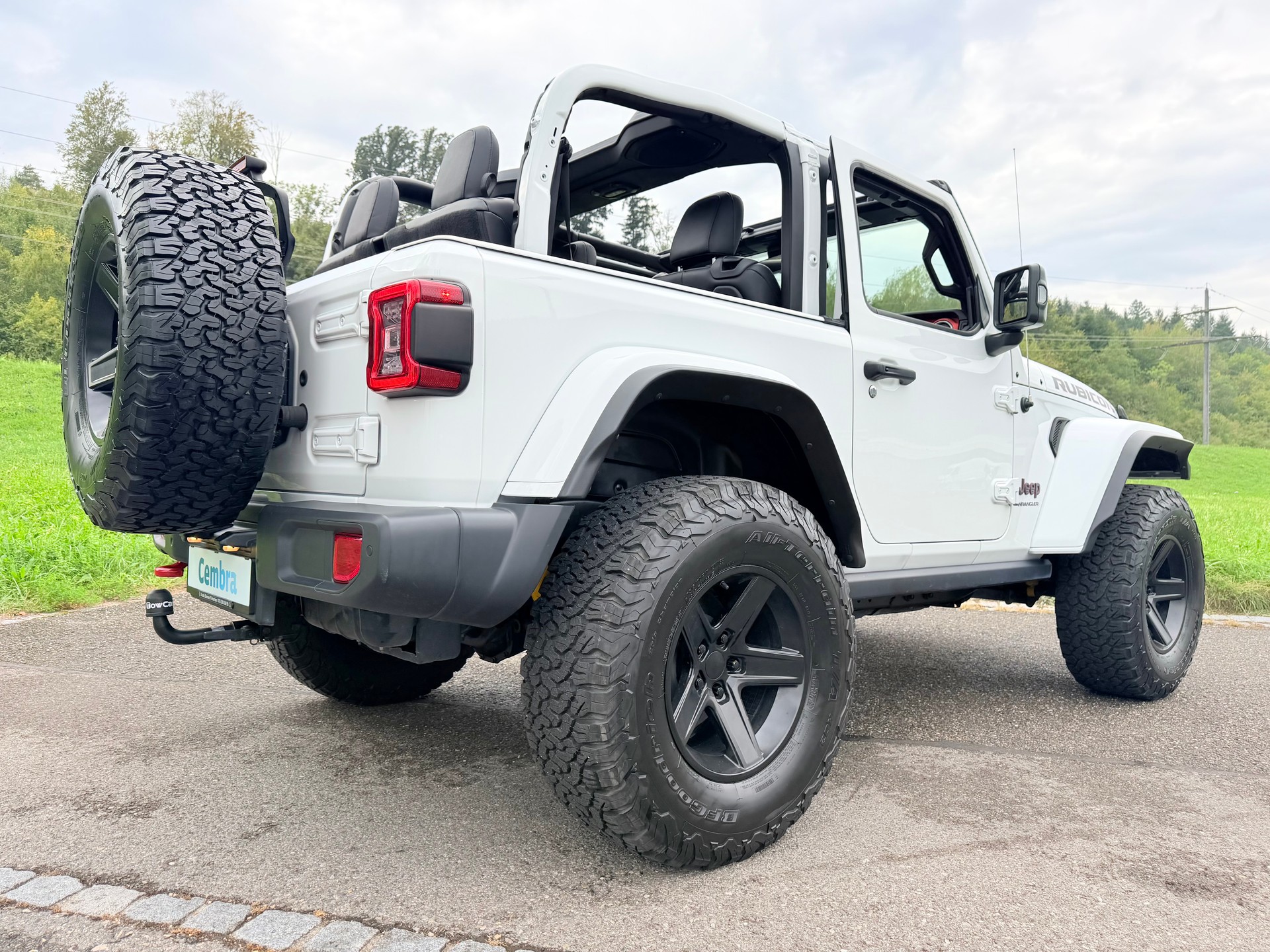 JEEP WRANGLER 2.2MJ RUBICON 4X4 "HÖHER + BREITER" ALLES MIT MFK !! VIEL UMGEBAUT !! FRISCH AB MFK !! AHK 2800 KG. MIT GRATIS SERVICE.-image-11