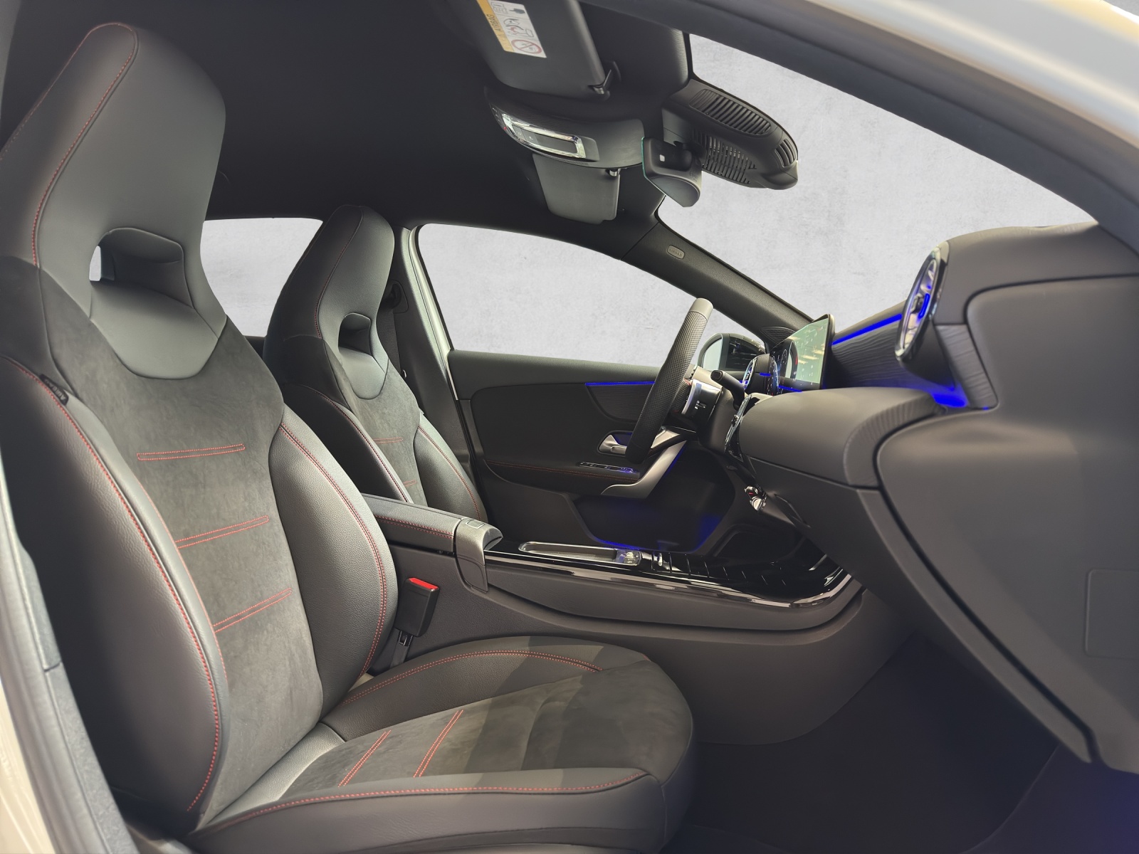 MERCEDES-BENZ A 250 4M AMG W177-image-12