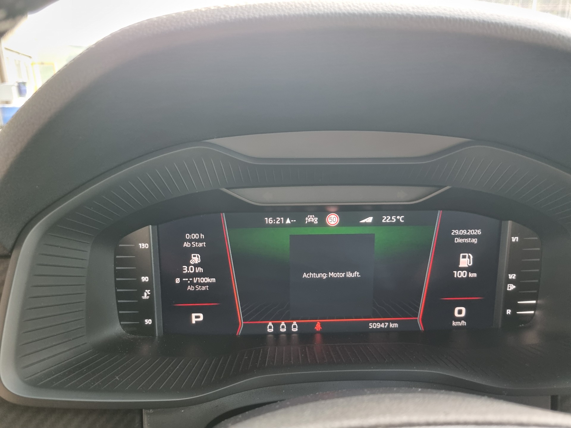 SKODA Kodiaq 2.0 TSI 4x4 SportLine-image-14