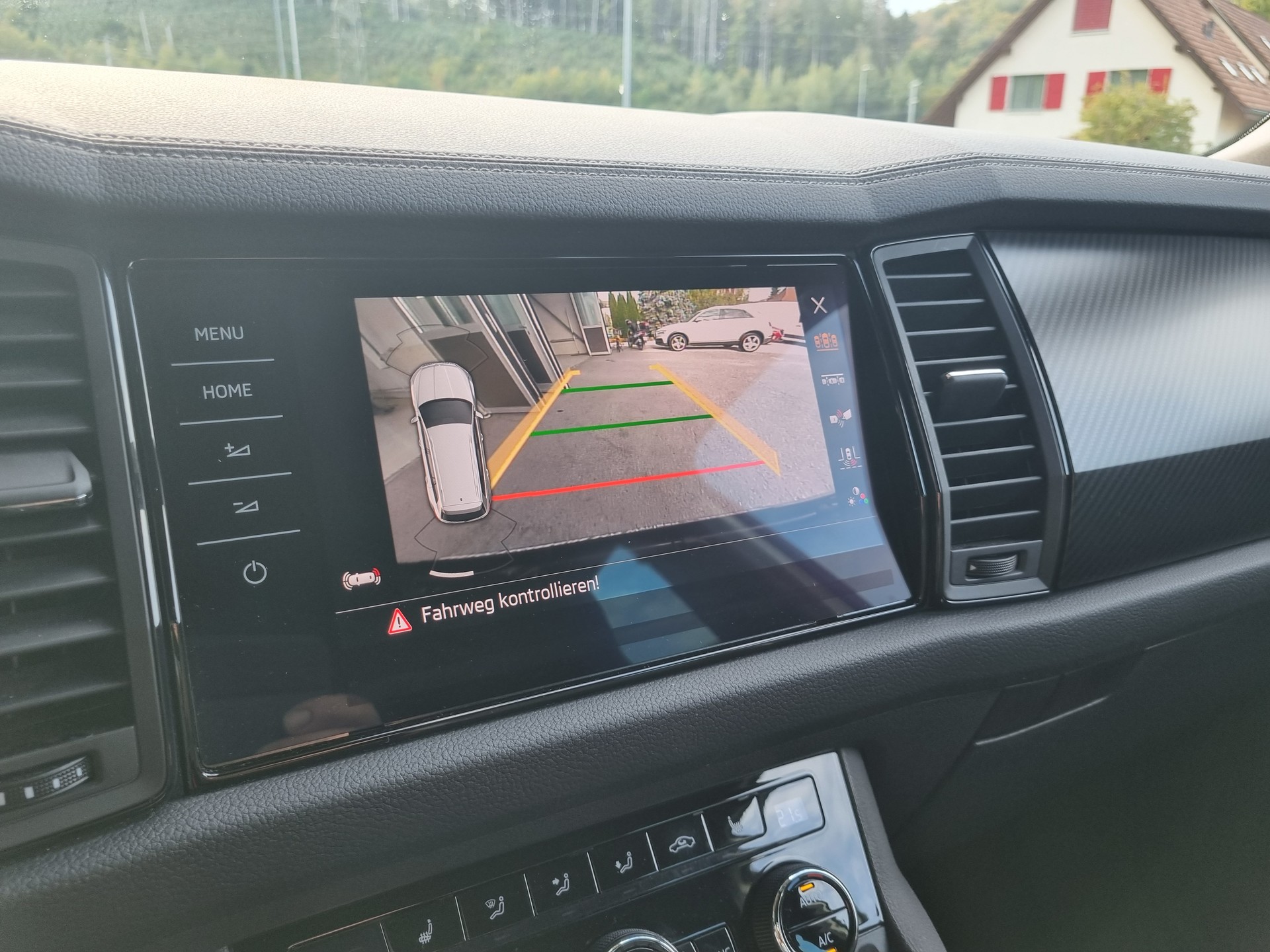 SKODA Kodiaq 2.0 TSI 4x4 SportLine-image-15