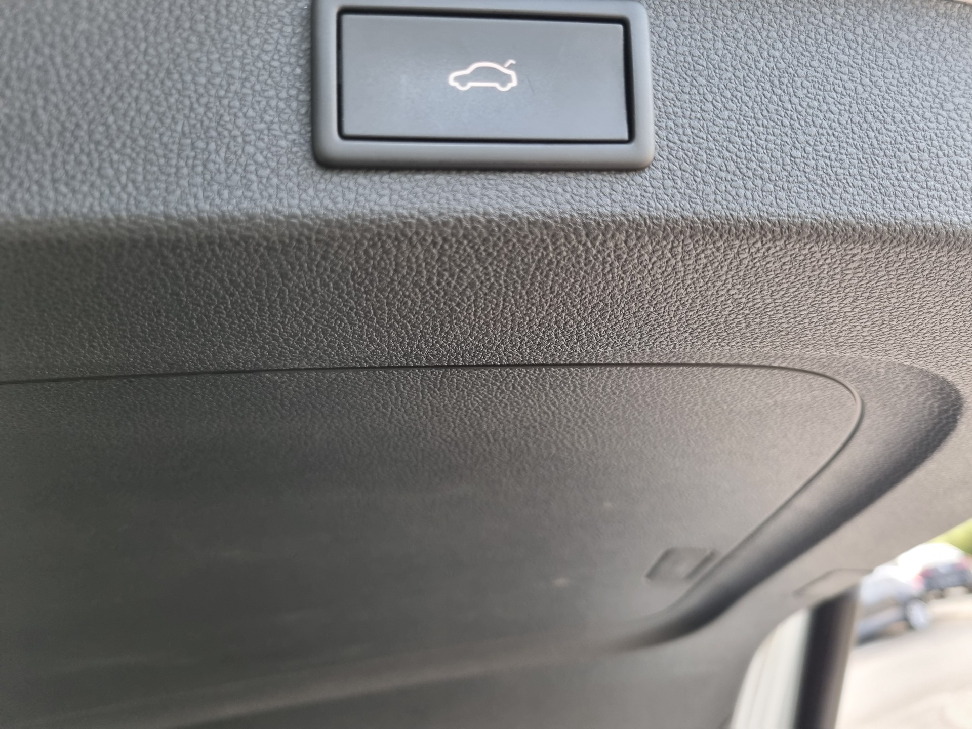 SKODA Kodiaq 2.0 TSI 4x4 SportLine-image-10