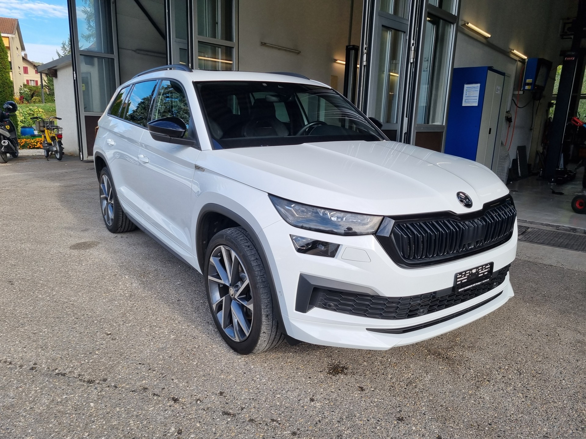 SKODA Kodiaq 2.0 TSI 4x4 SportLine-showroom-element-1
