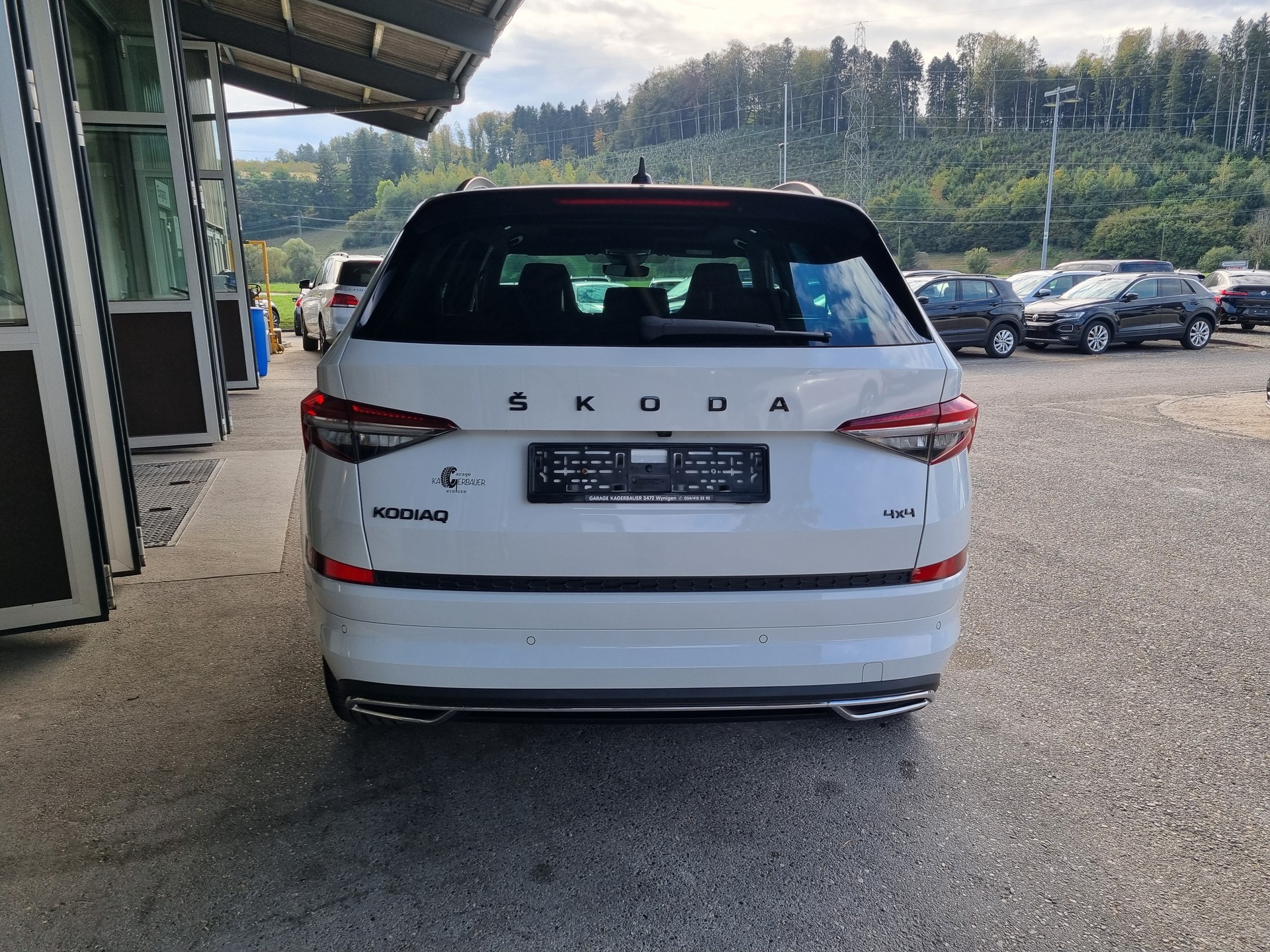 SKODA Kodiaq 2.0 TSI 4x4 SportLine-image-4