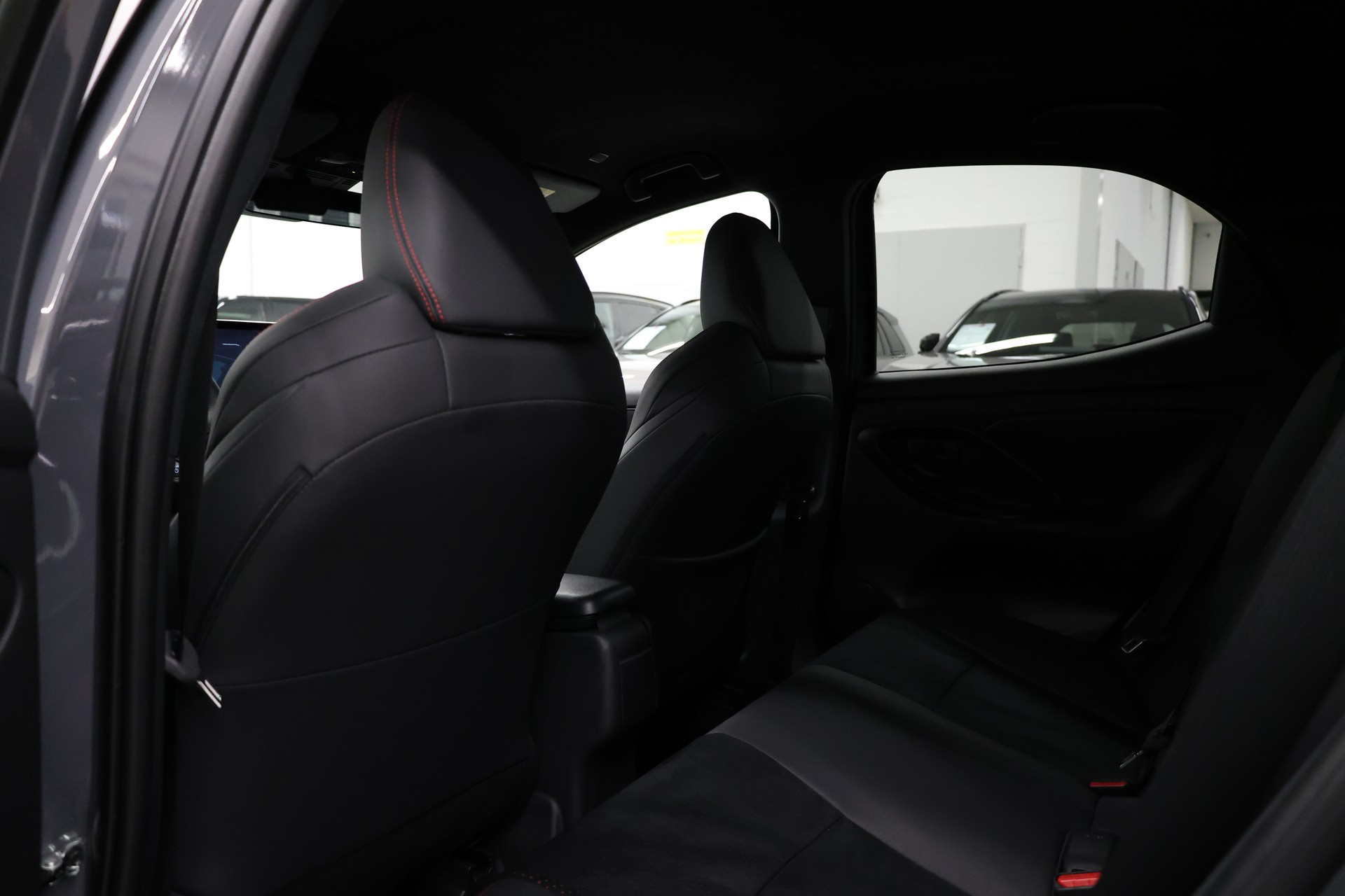 TOYOTA Yaris 1.5 VVT-i HSD GR Sport-image-22