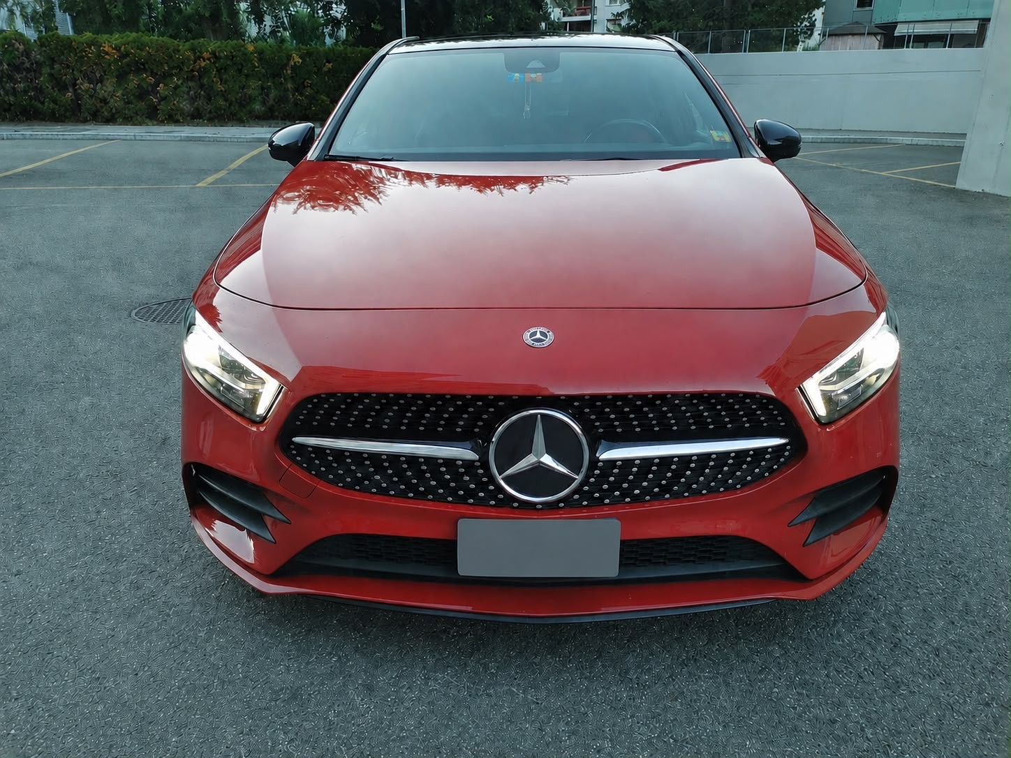 MERCEDES-BENZ A 250 AMG Line 4m-image-1