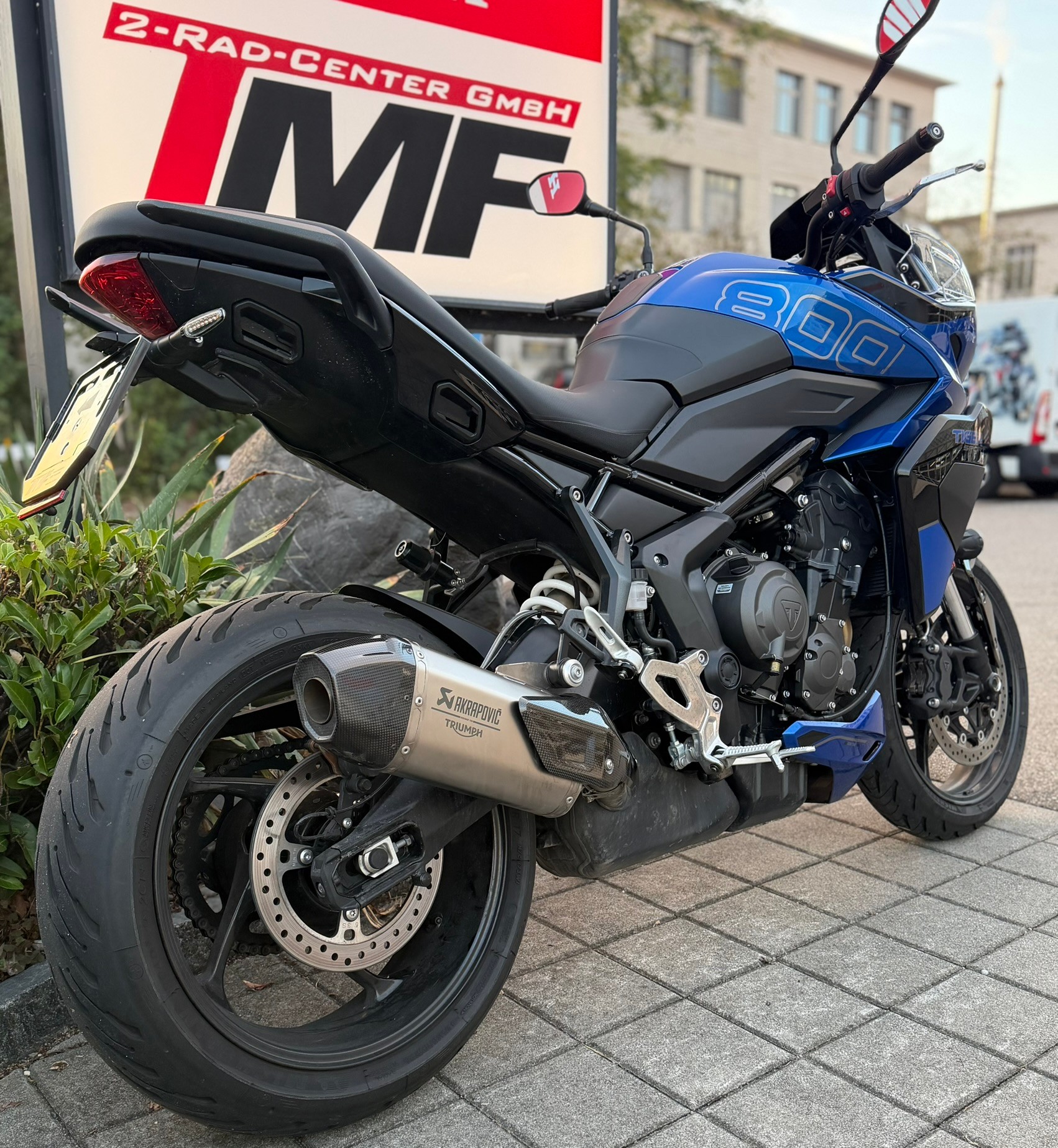 TRIUMPH Tiger Sport 800-image-2