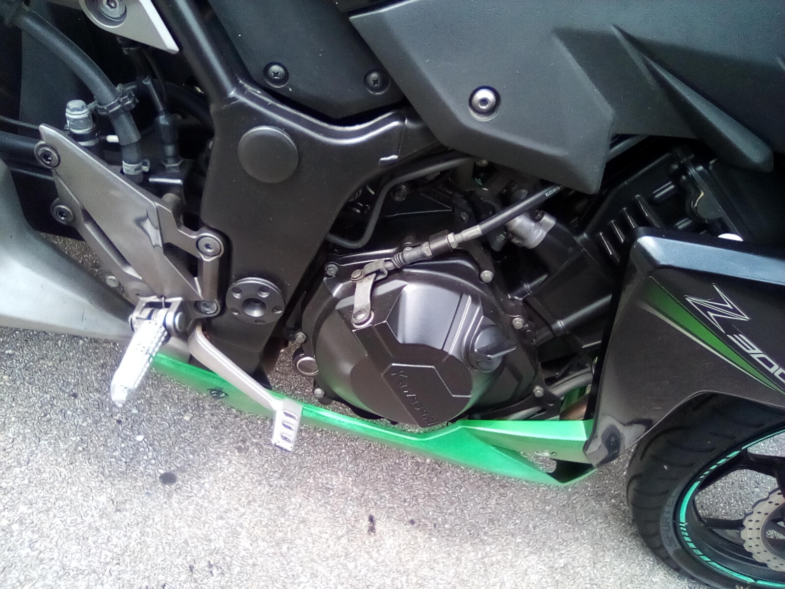 KAWASAKI Z 300 ABS-image-3