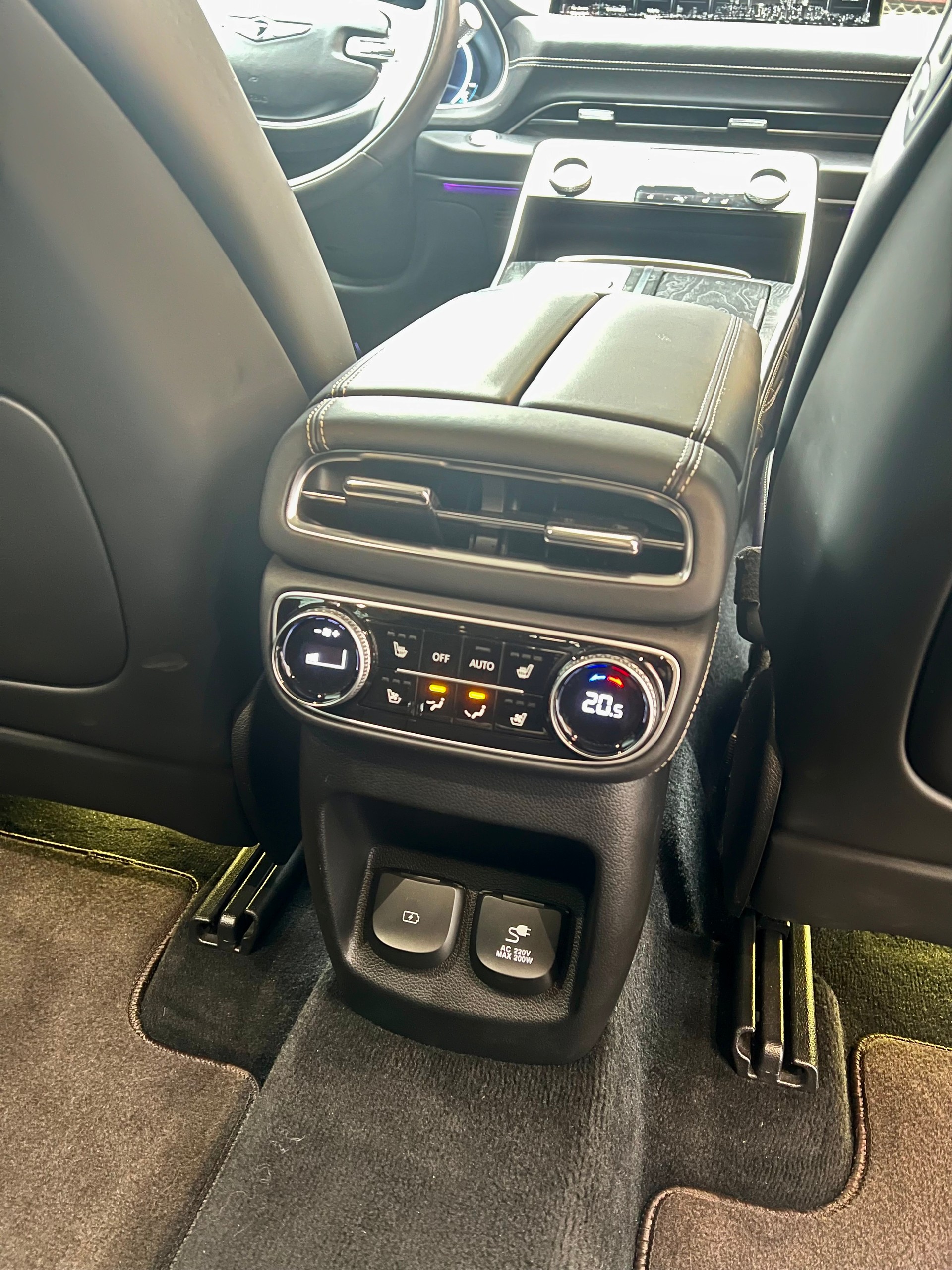 GENESIS GV80 3.0 CRDI Luxus AT8 AWD-image-14