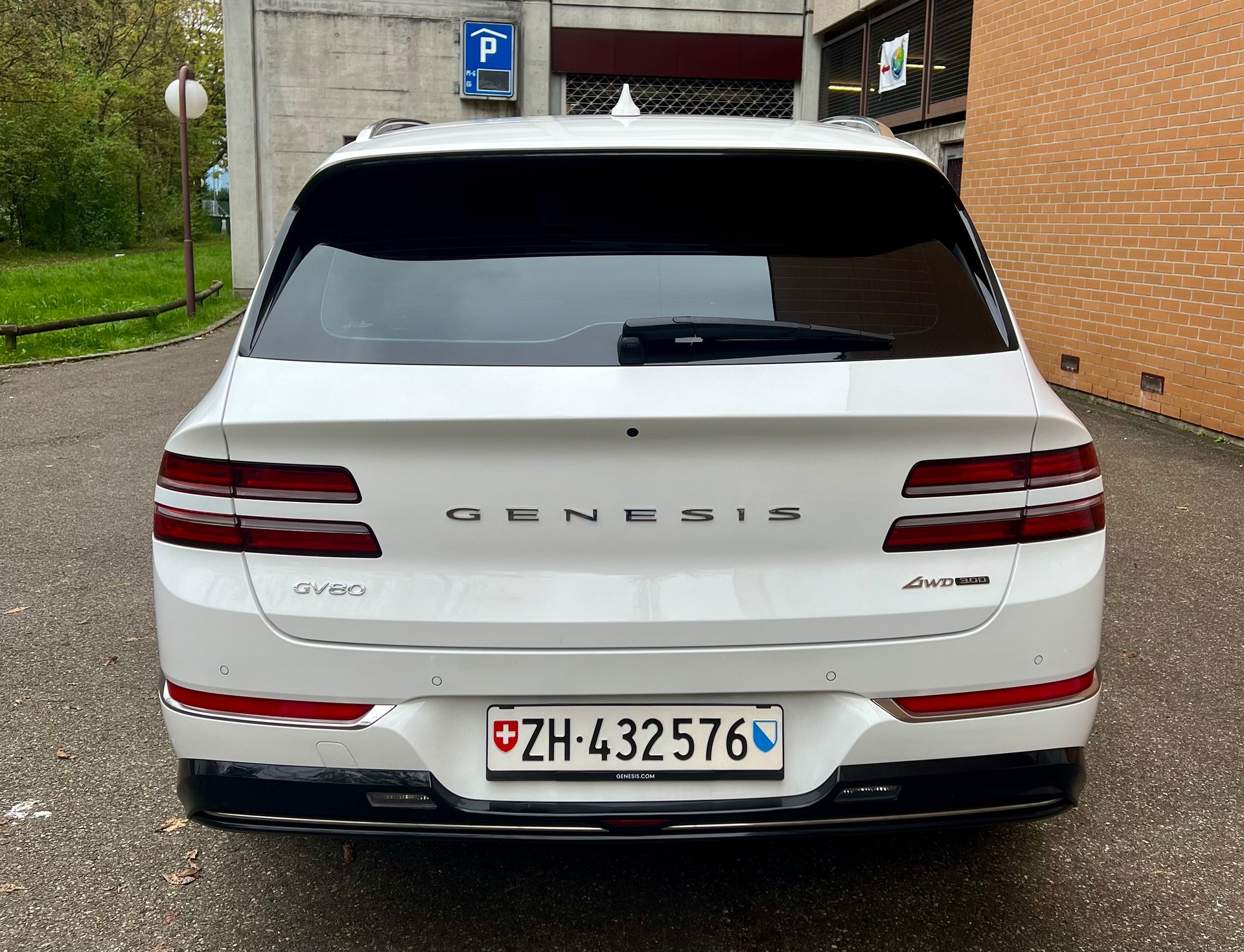 GENESIS GV80 3.0 CRDI Luxus AT8 AWD-image-4