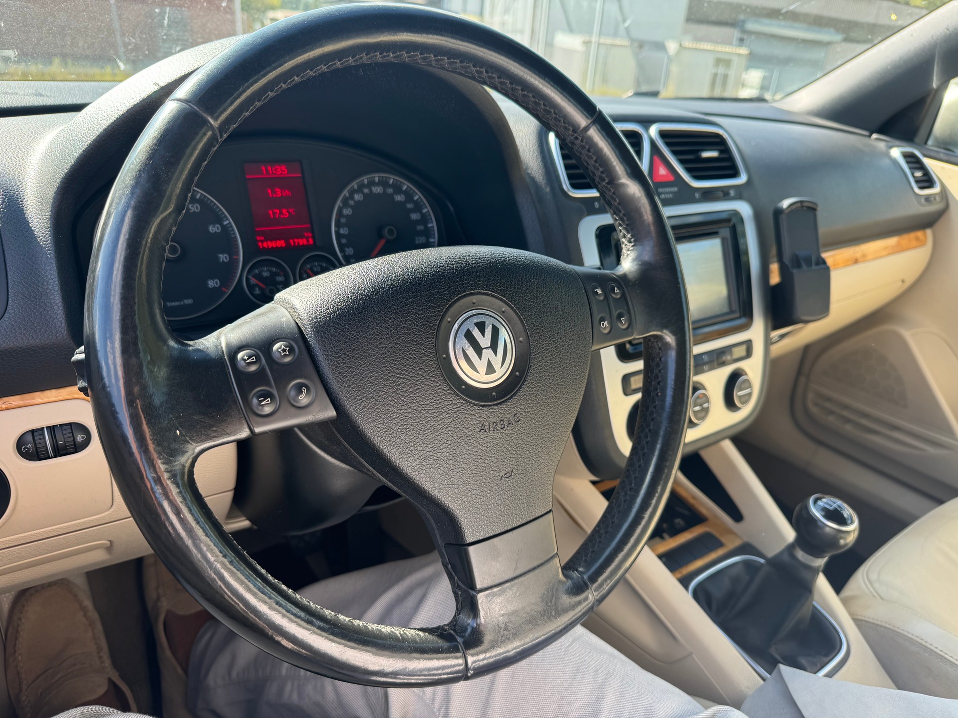 VW Eos 1.6 FSI-image-14