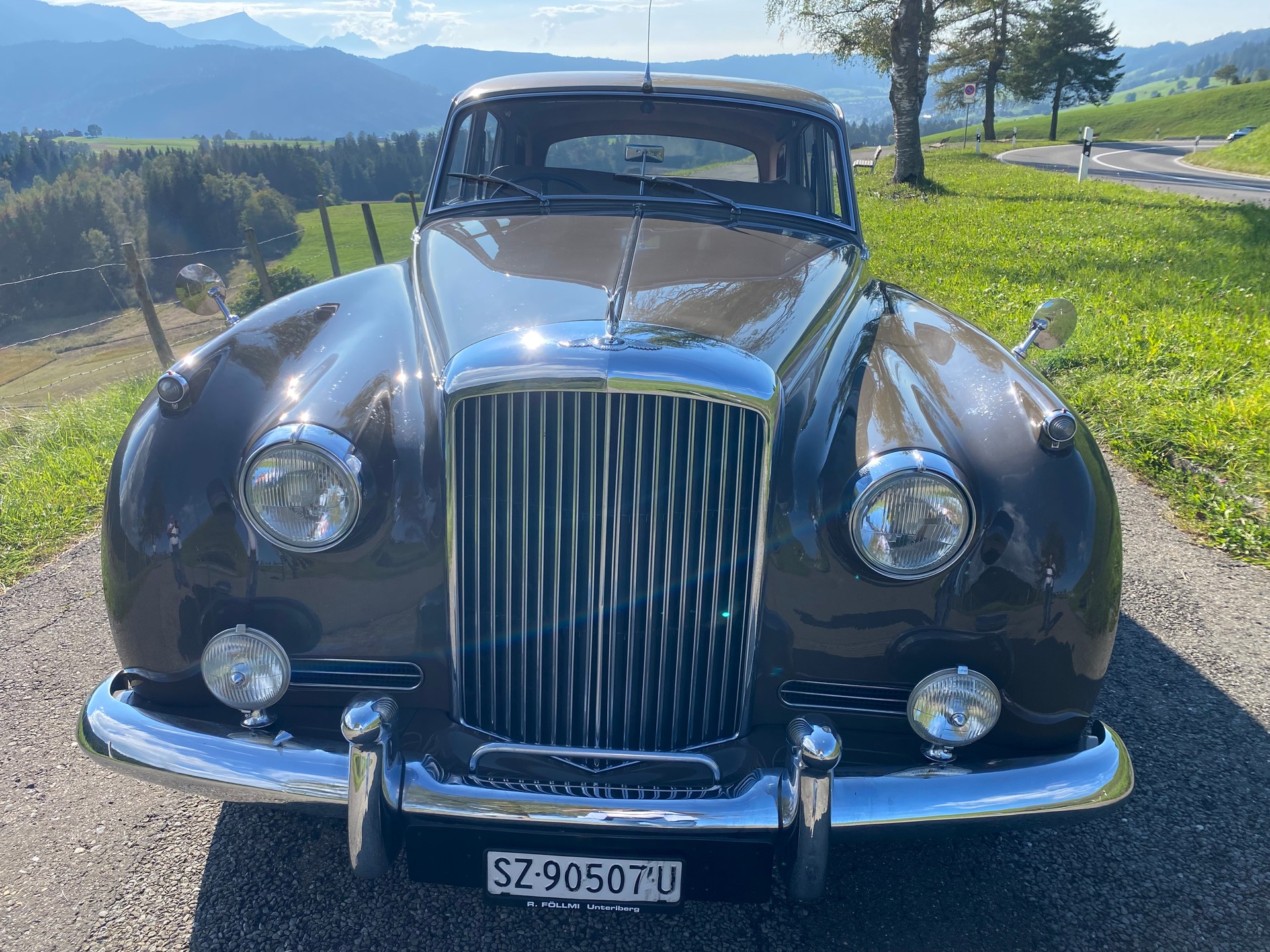 BENTLEY S2-image-2