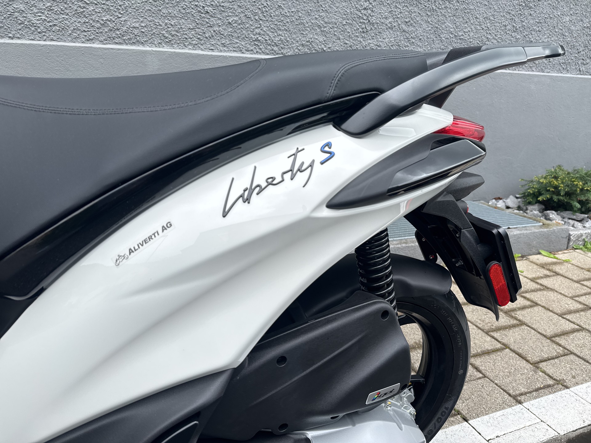 PIAGGIO Liberty 125 Sport E5+-image-3