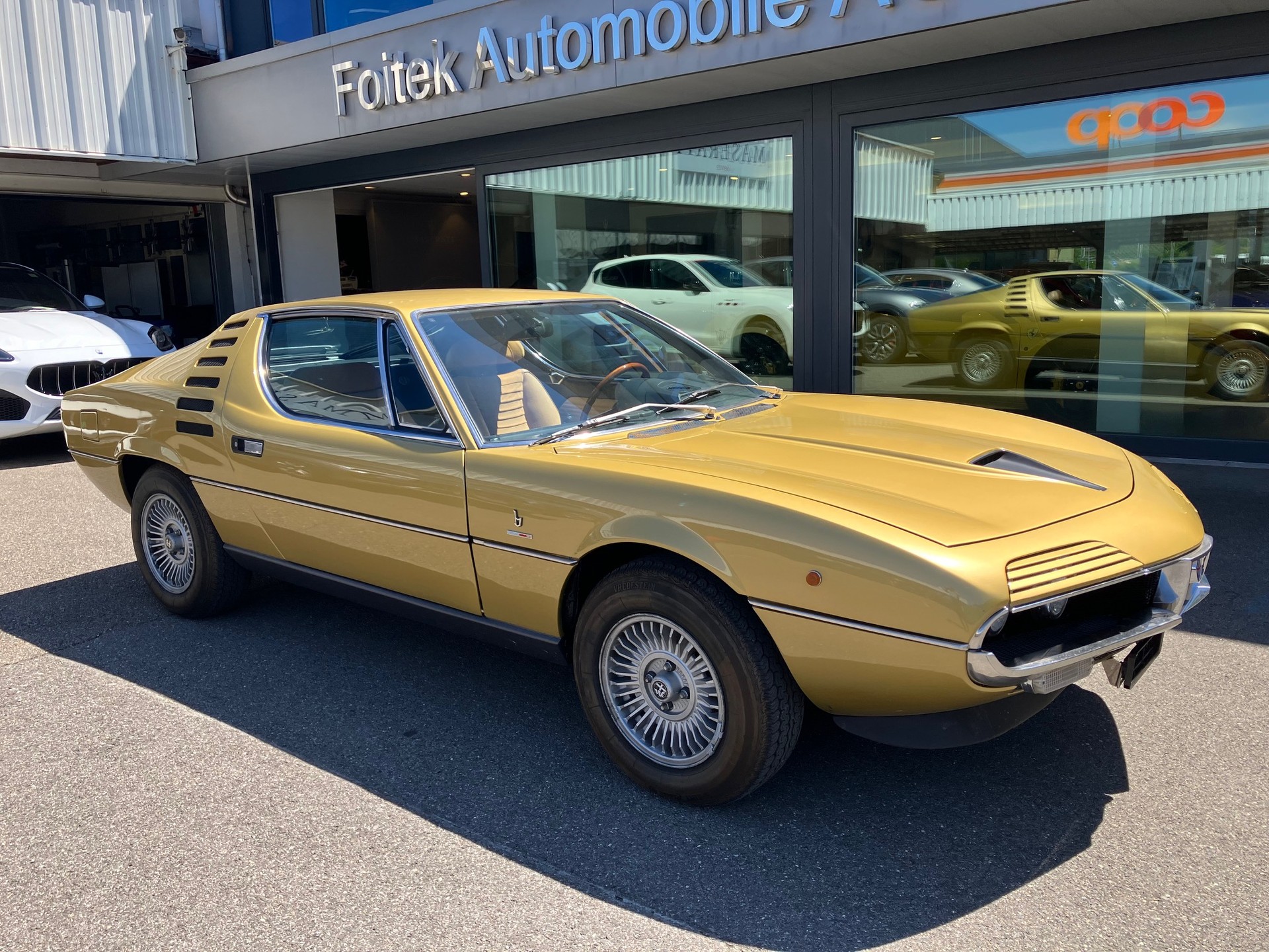 ALFA ROMEO MONTREAL-showroom-element-2