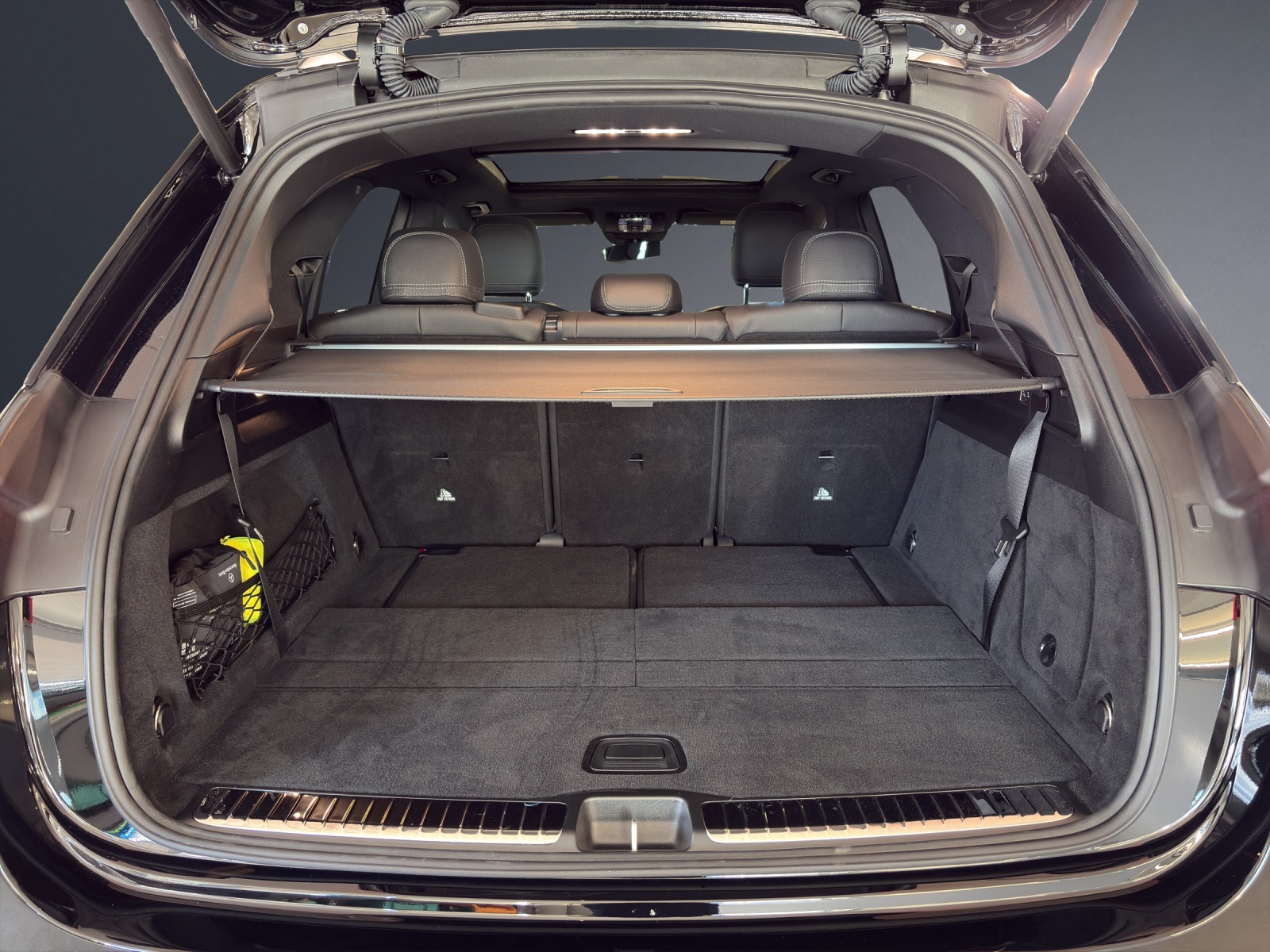 MERCEDES-BENZ GLE 300 d 4Matic-image-18