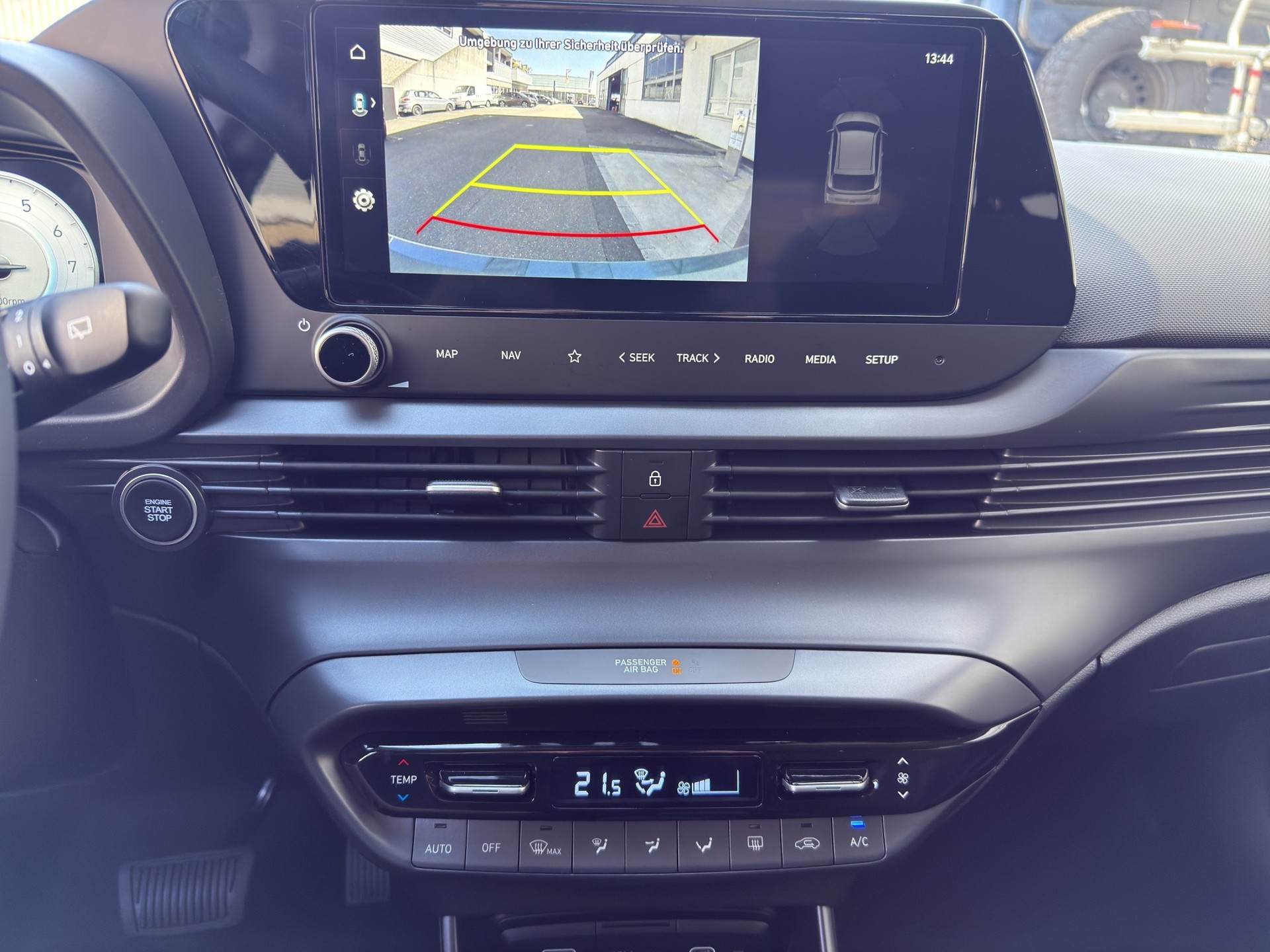 HYUNDAI i20 1.0 T-GDi Vertex-image-8