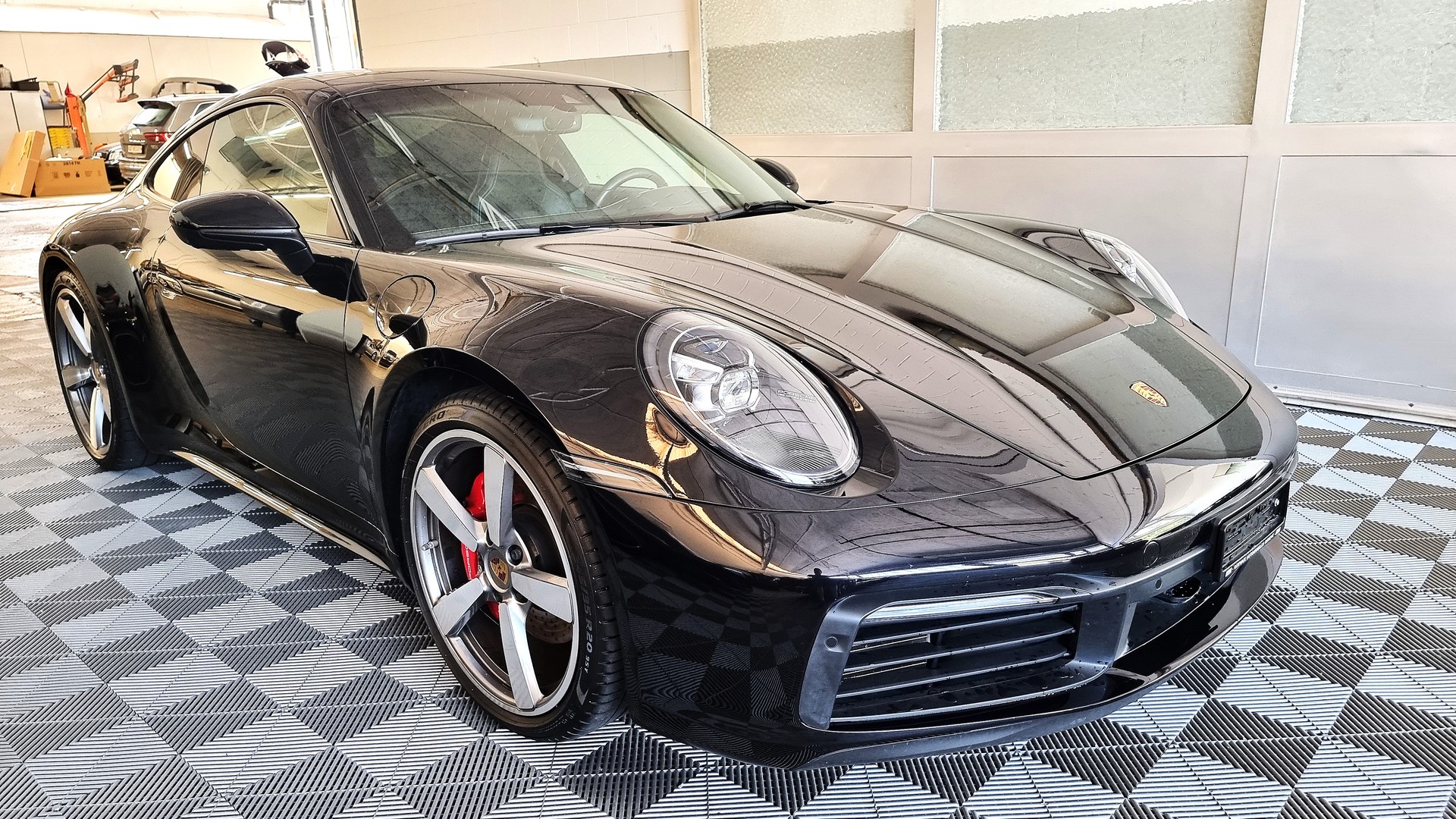 PORSCHE 911 Carrera 4S