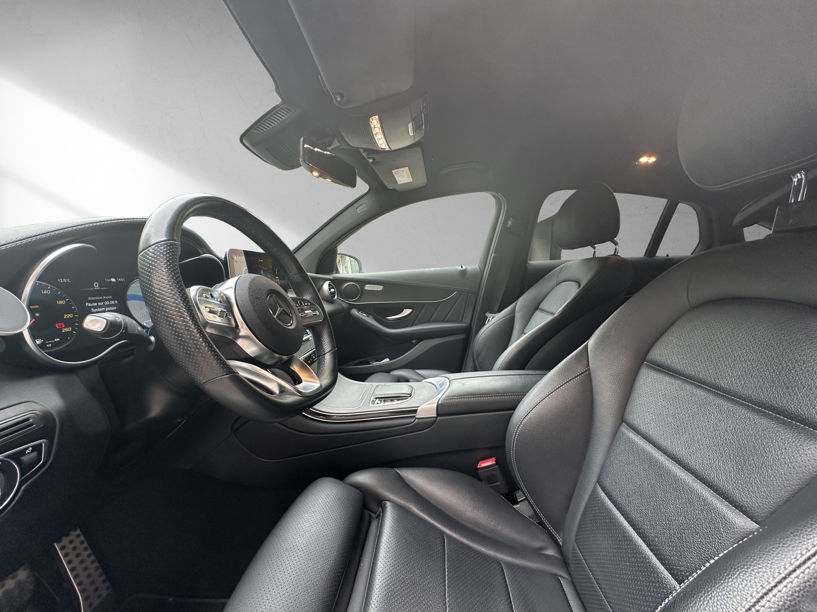 MERCEDES-BENZ GLC Coupé 300 e AMG Line 9G-Tronic-image-10