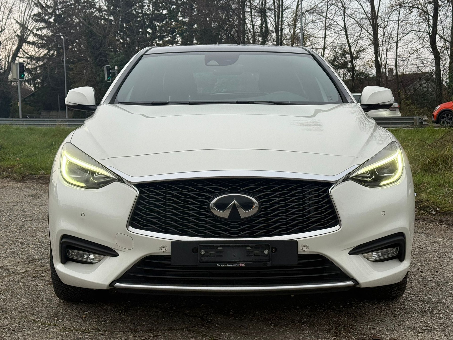 INFINITI Q30 2.2d Premium Tech AWD DCT