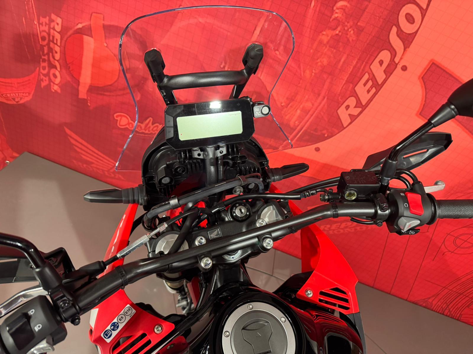 HONDA **CRF 300 Rally**Neufahrzeug**Extreme Red-image-3