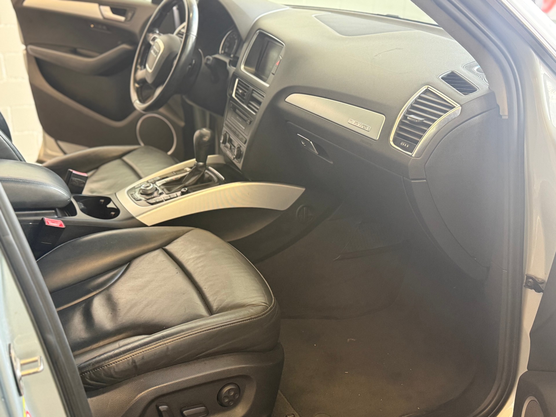 AUDI Q5 2.0 TFSI hybrid quattro tiptronic-image-7