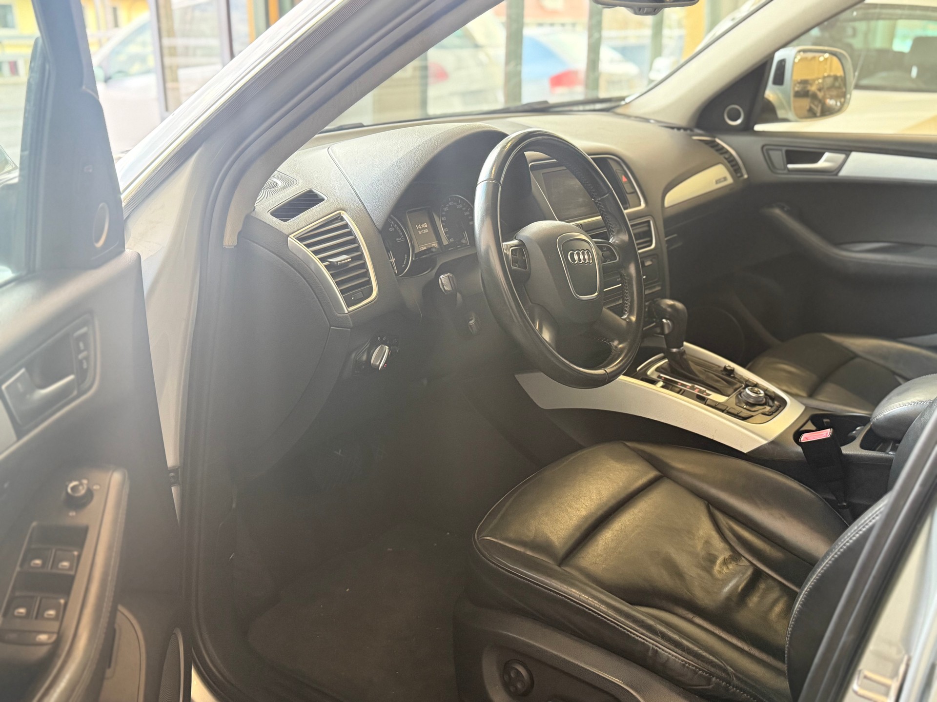 AUDI Q5 2.0 TFSI hybrid quattro tiptronic-image-6