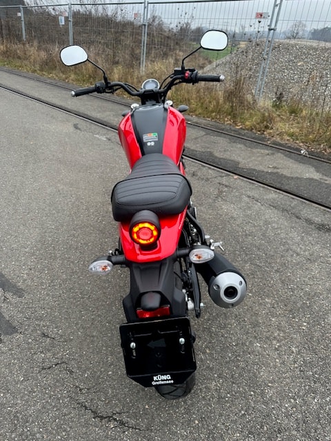 YAMAHA XSR 125-image-4