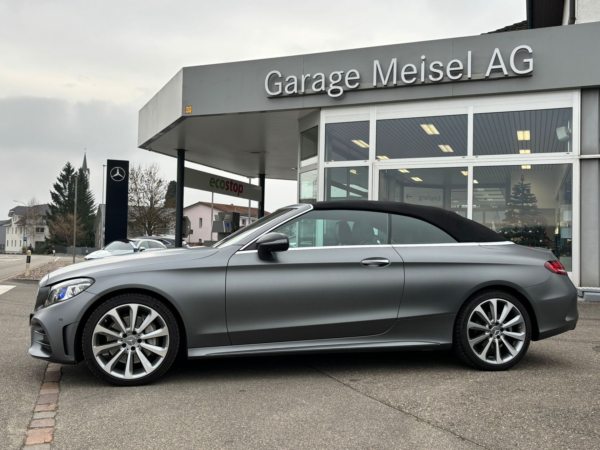 MERCEDES-BENZ C 300 AMG-Line 4Matic Cabriolet-image-8