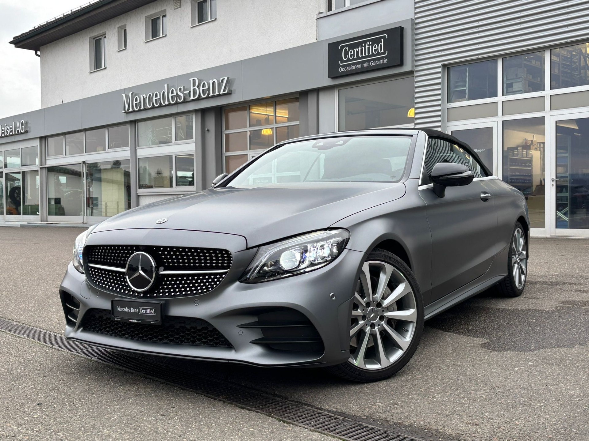 MERCEDES-BENZ C 300 AMG-Line 4Matic Cabriolet-image-1