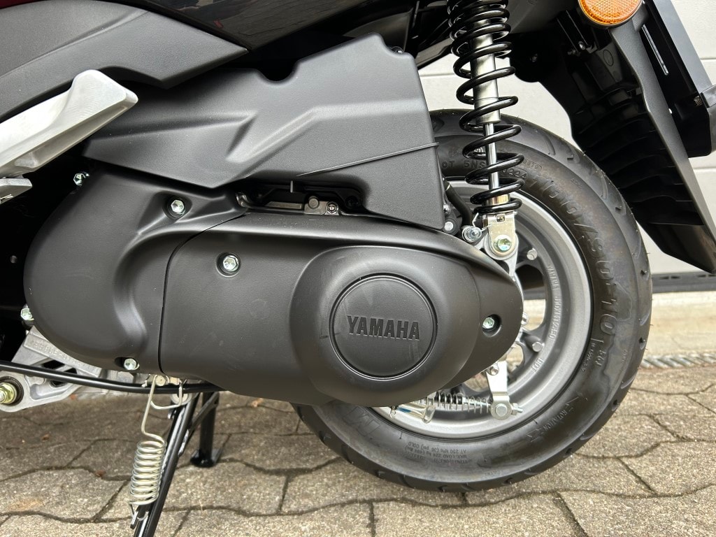 YAMAHA XC D'elight LTS 125-image-7