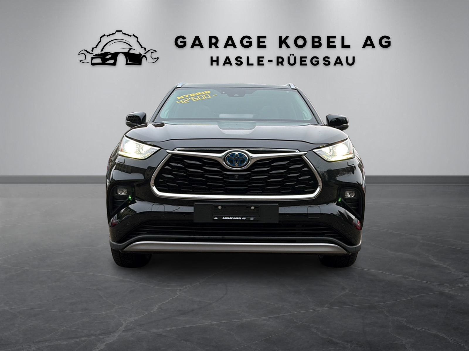 TOYOTA Highlander 2.5 HSD Premium e-CVT-showroom-element-1