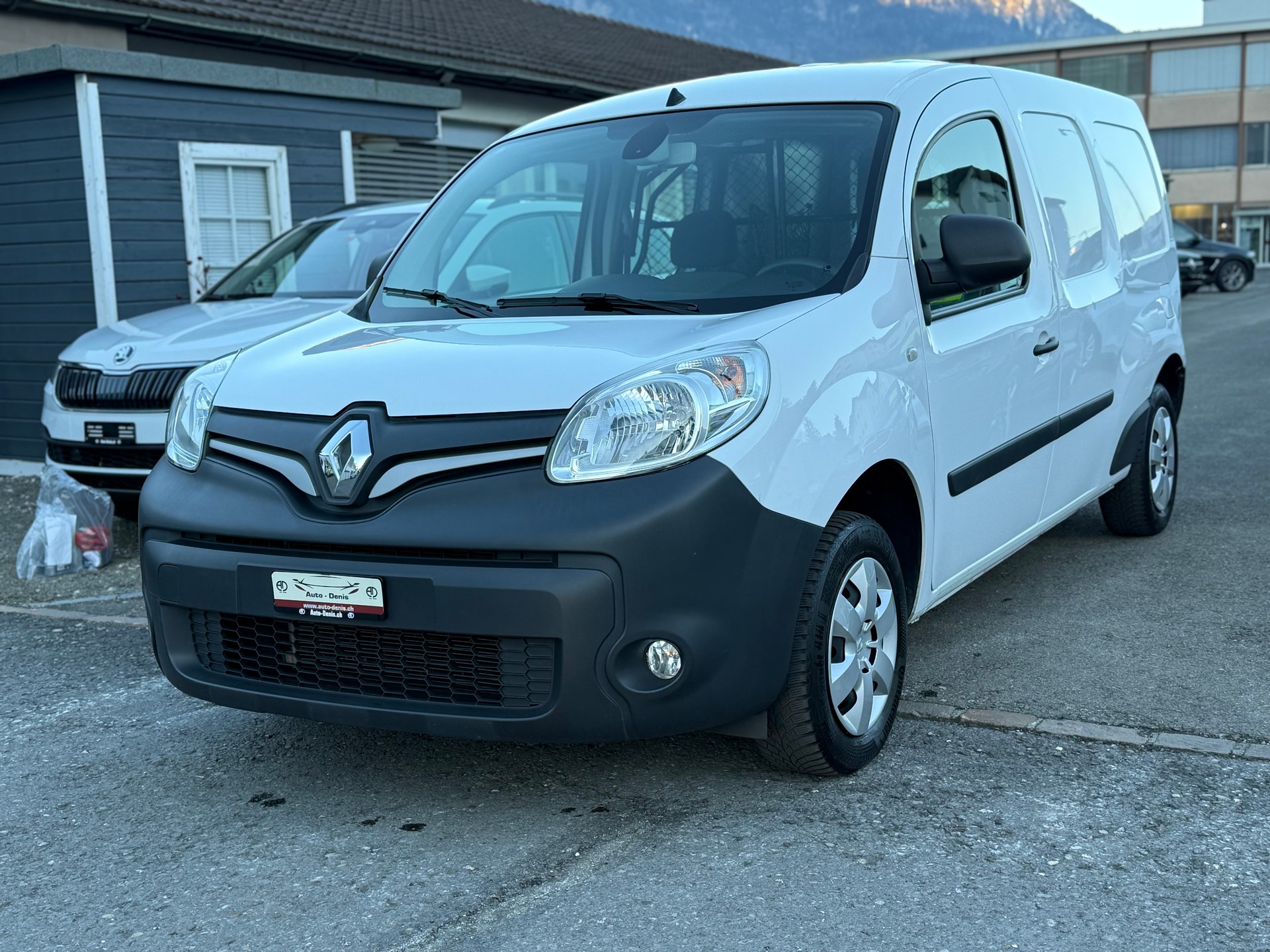 RENAULT KANGOO Expr. Maxi 1.5 dCi 95 Business S/S-showroom-element-1